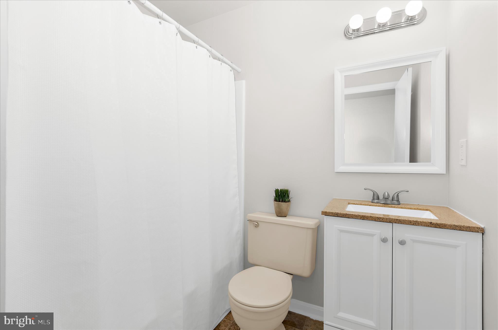 ULMSTEAD GARDENS - Residential