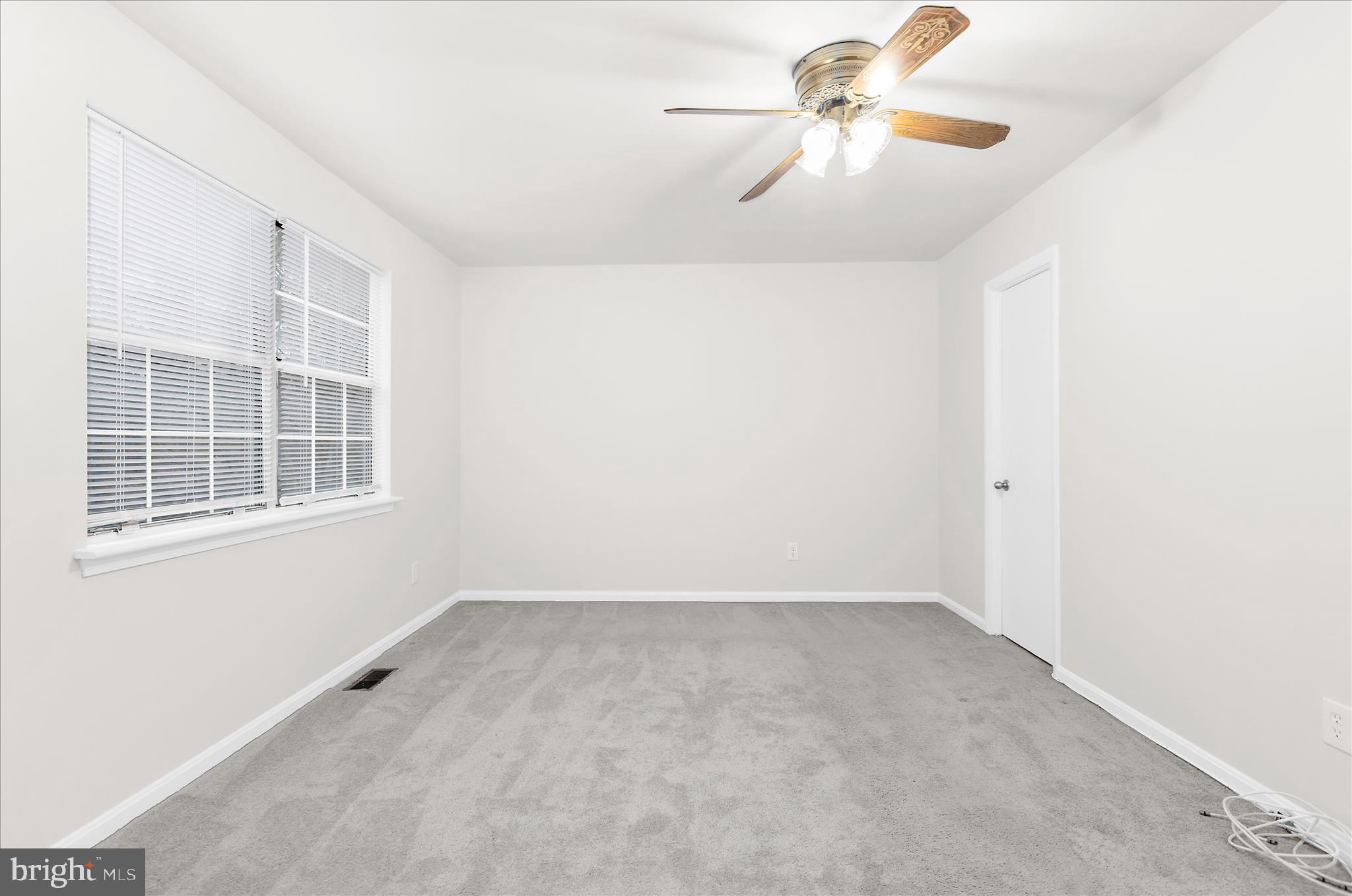 ULMSTEAD GARDENS - Residential