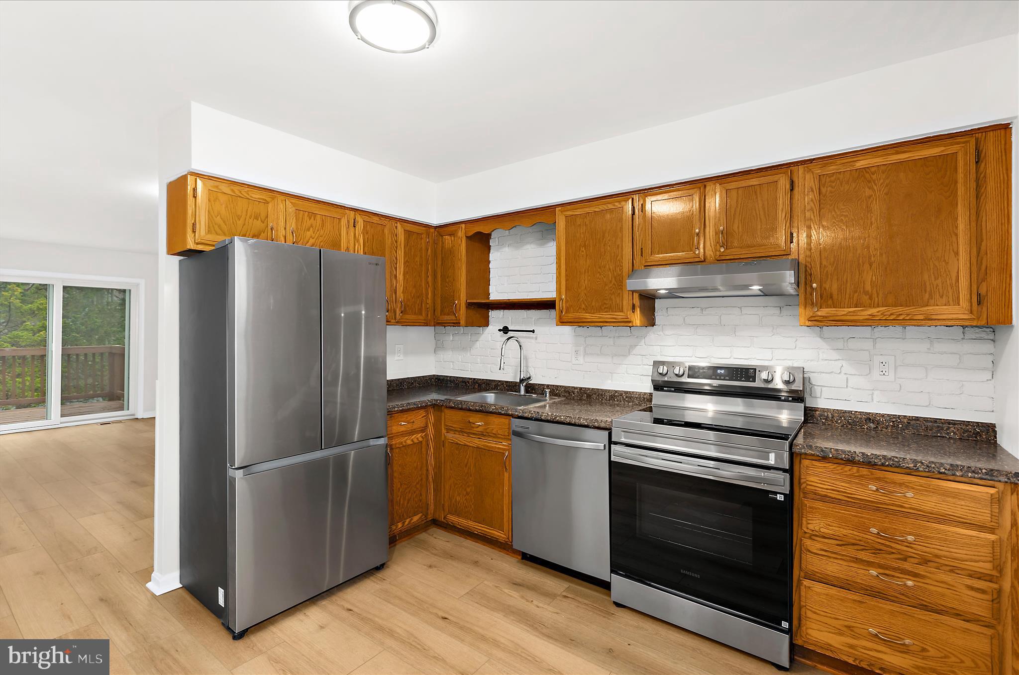 ULMSTEAD GARDENS - Residential