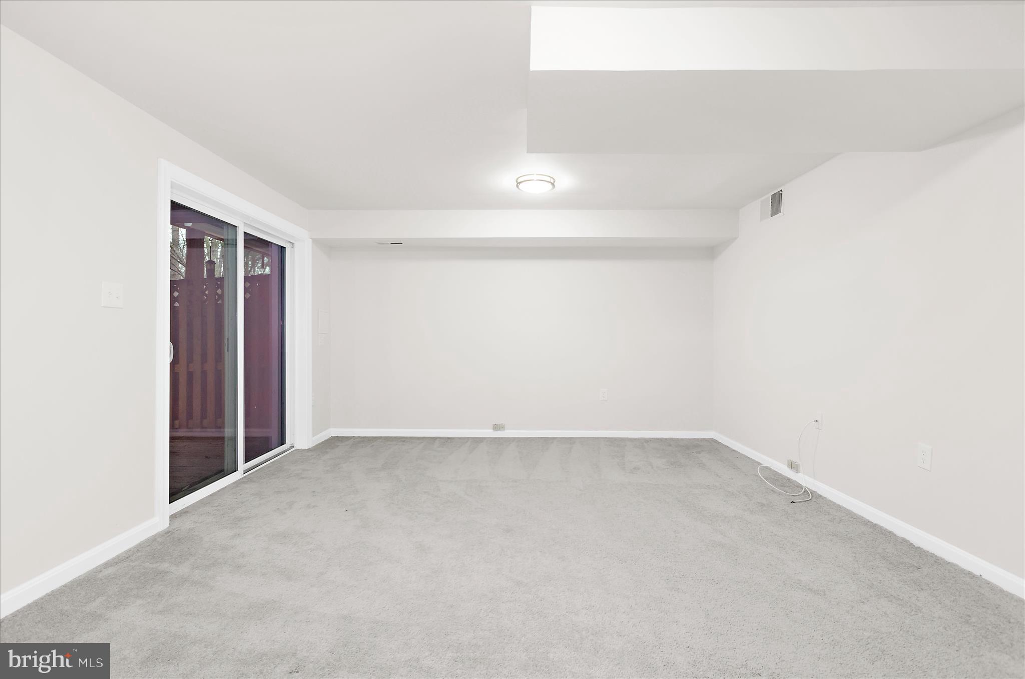 ULMSTEAD GARDENS - Residential