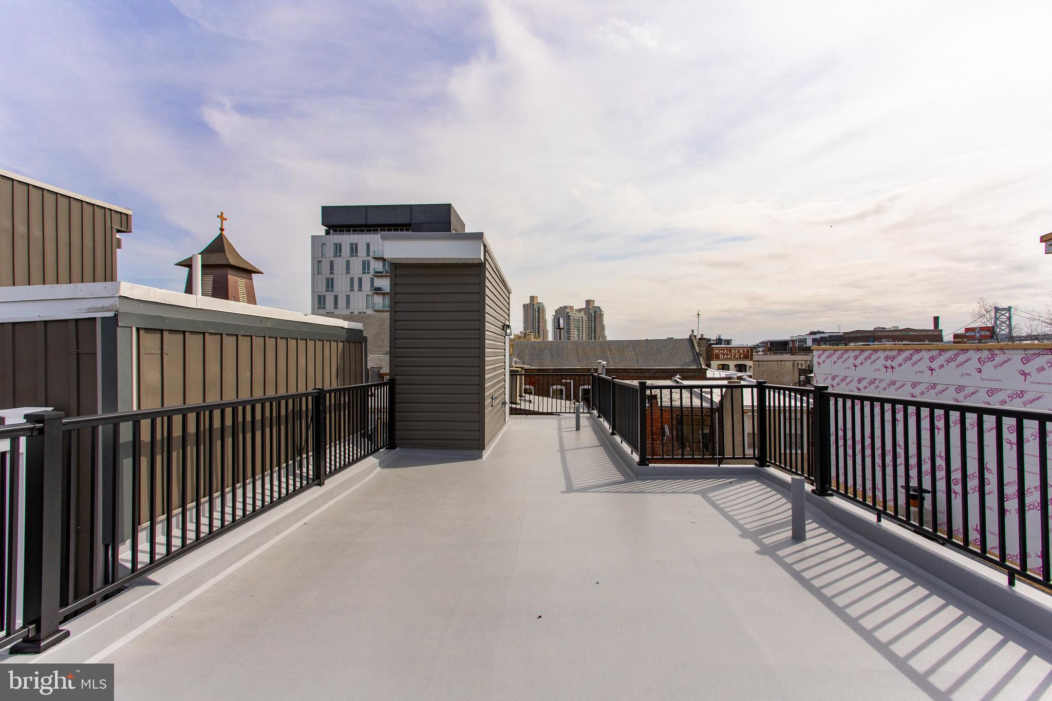 PHILADELPHIA - Residential