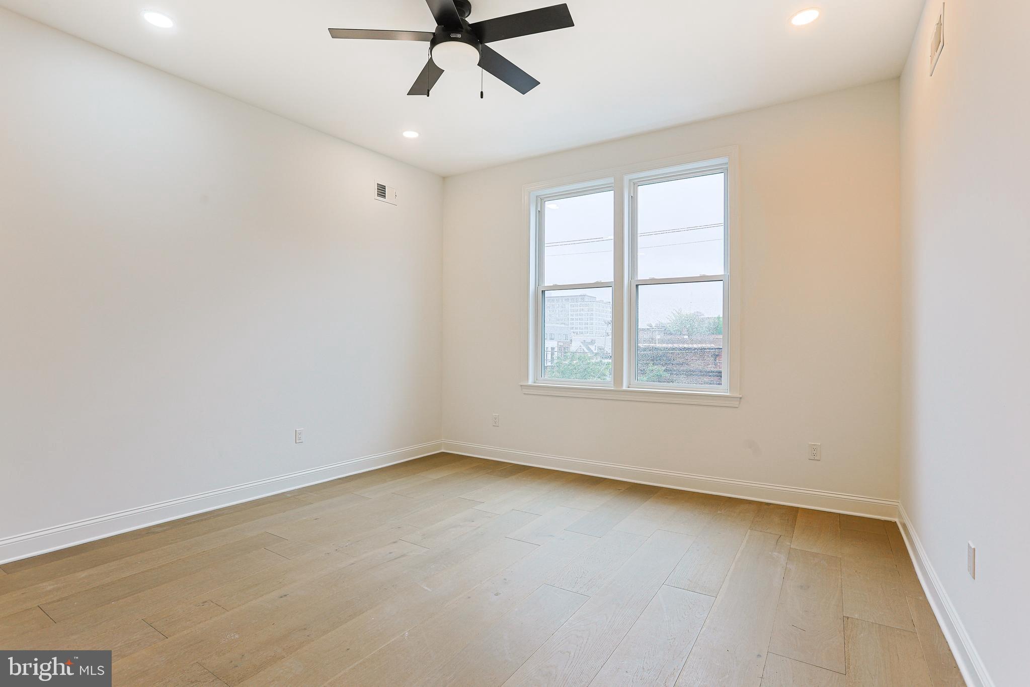 PHILADELPHIA - Residential