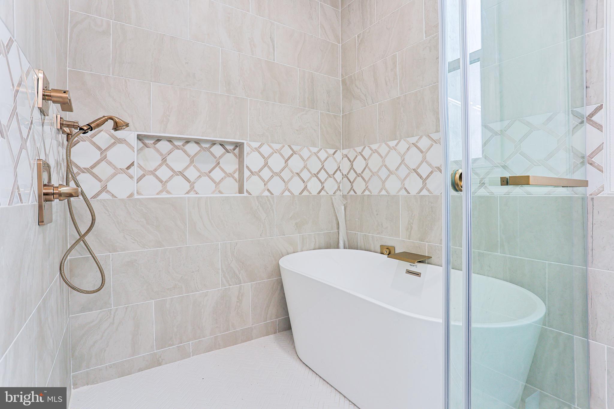 PHILADELPHIA - Residential