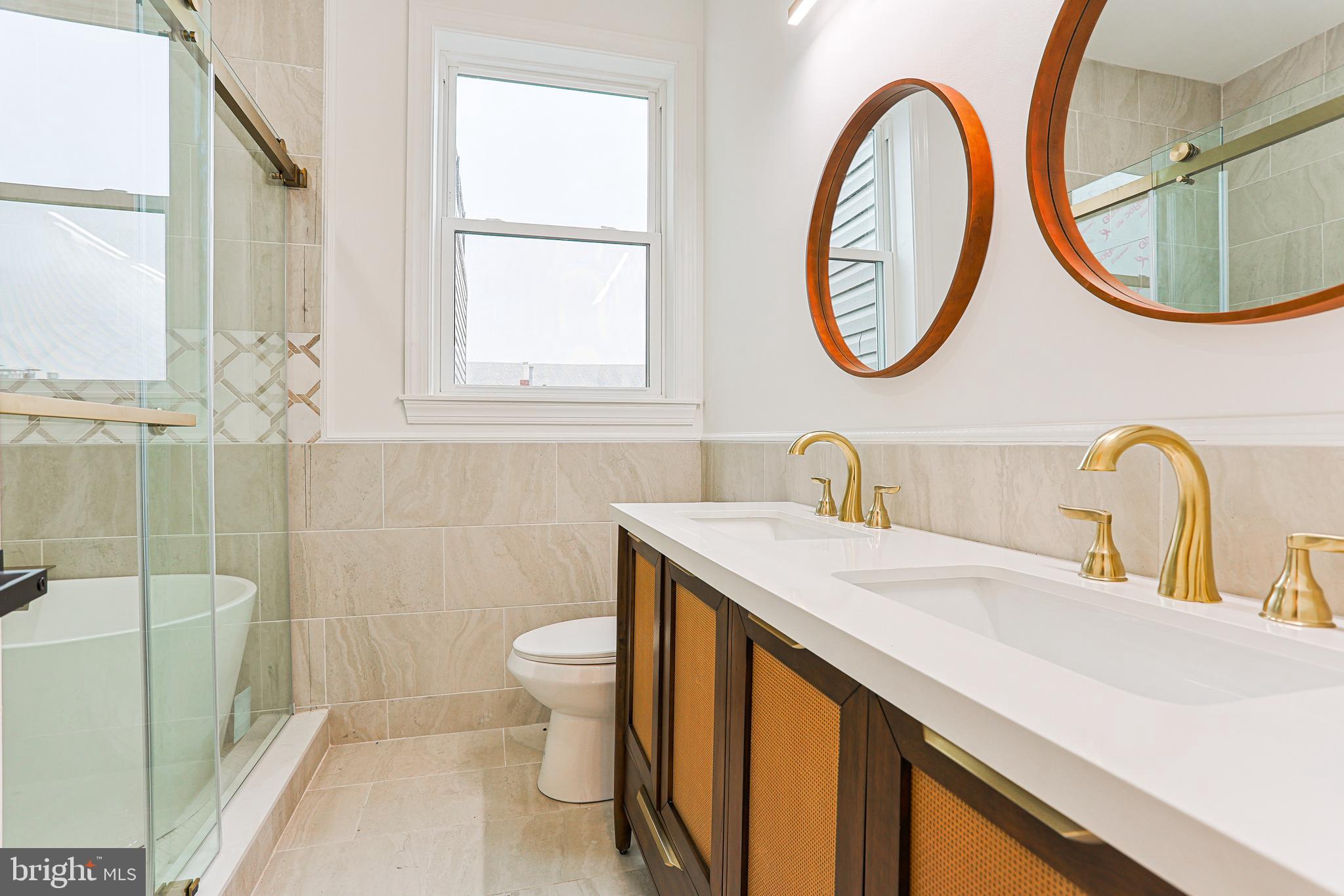 PHILADELPHIA - Residential