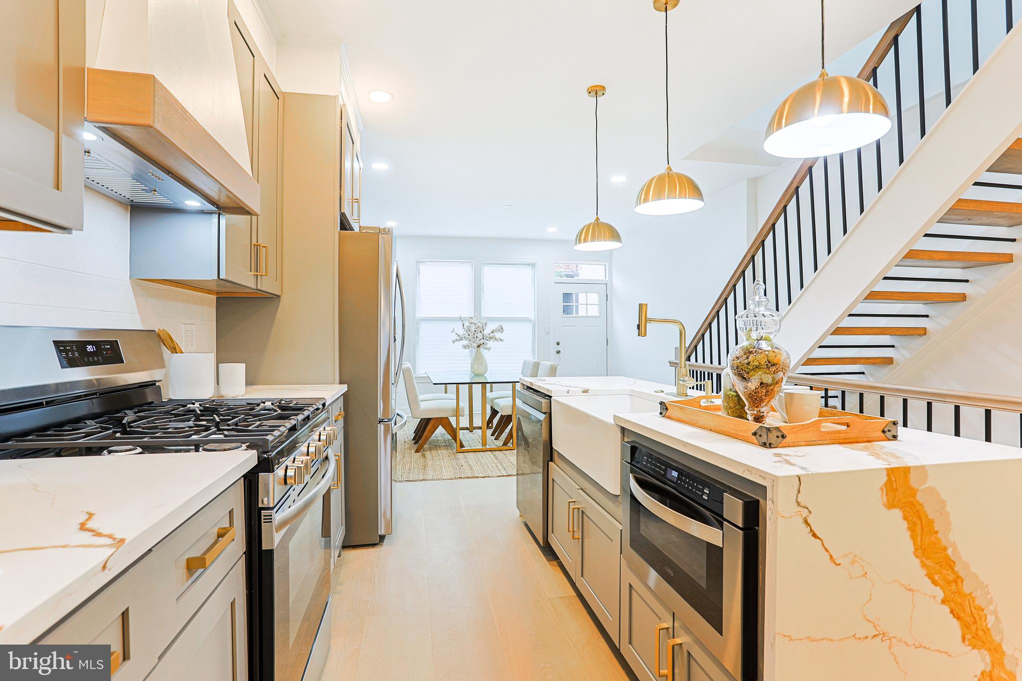 PHILADELPHIA - Residential