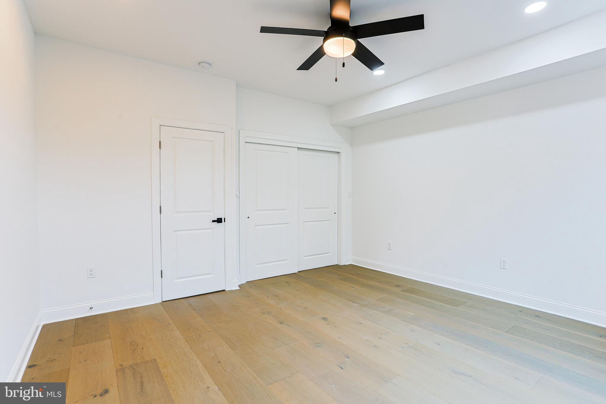 PHILADELPHIA - Residential