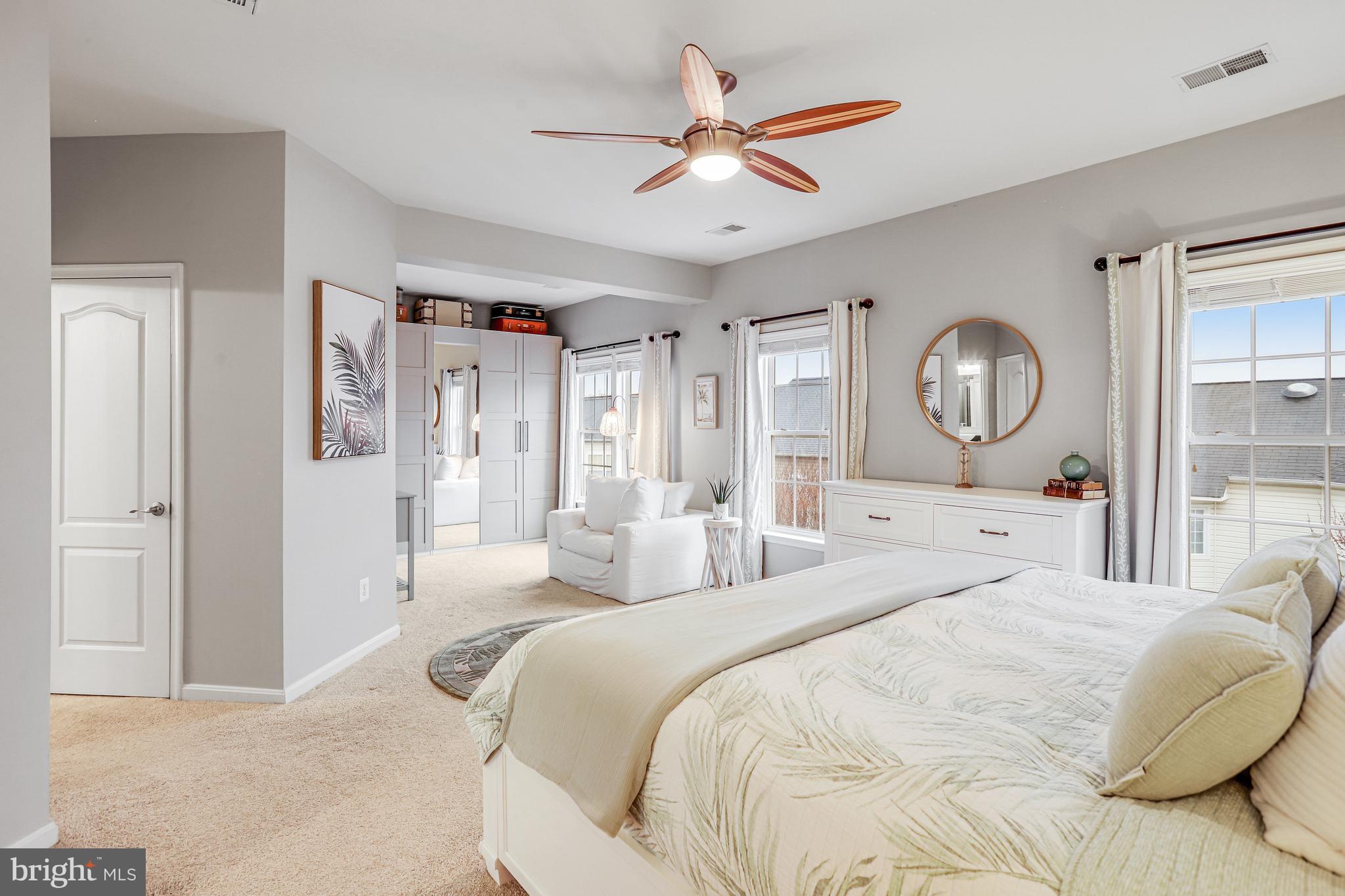 BROADLANDS - Residential