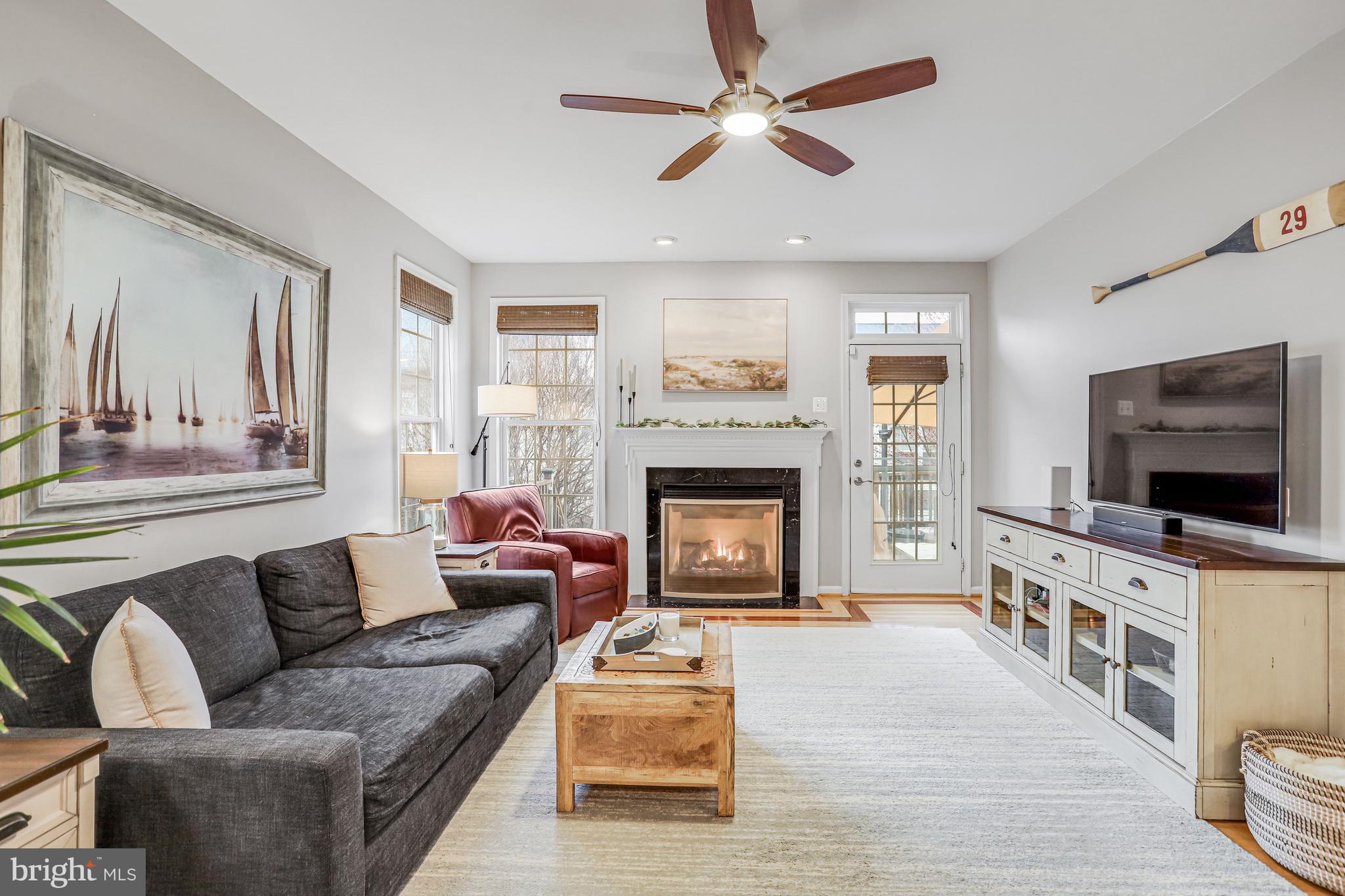 BROADLANDS - Residential