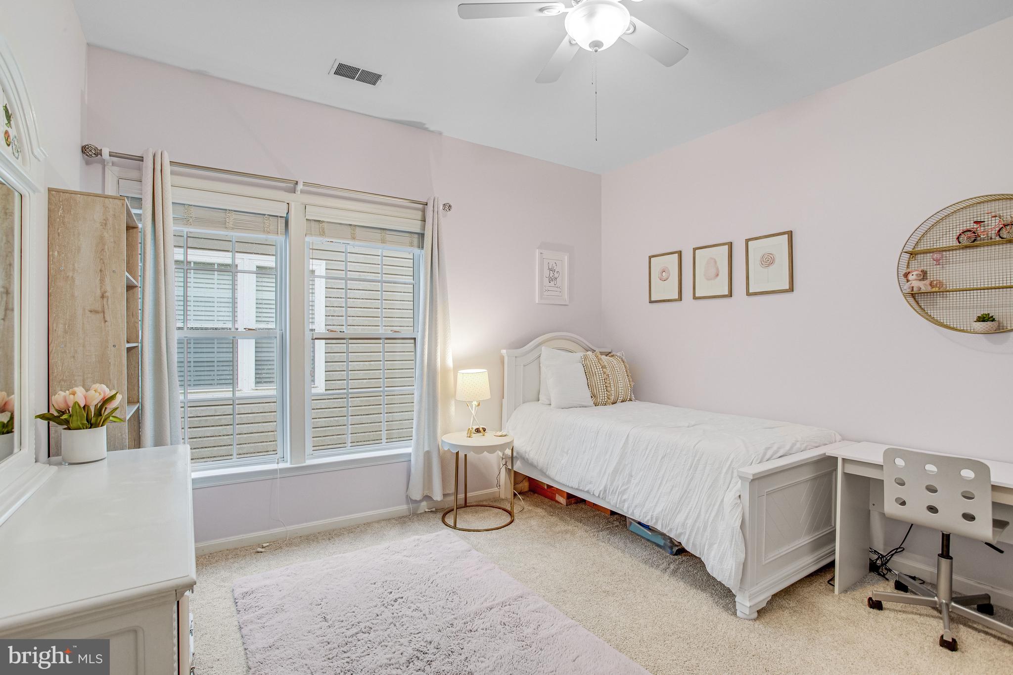 BROADLANDS - Residential