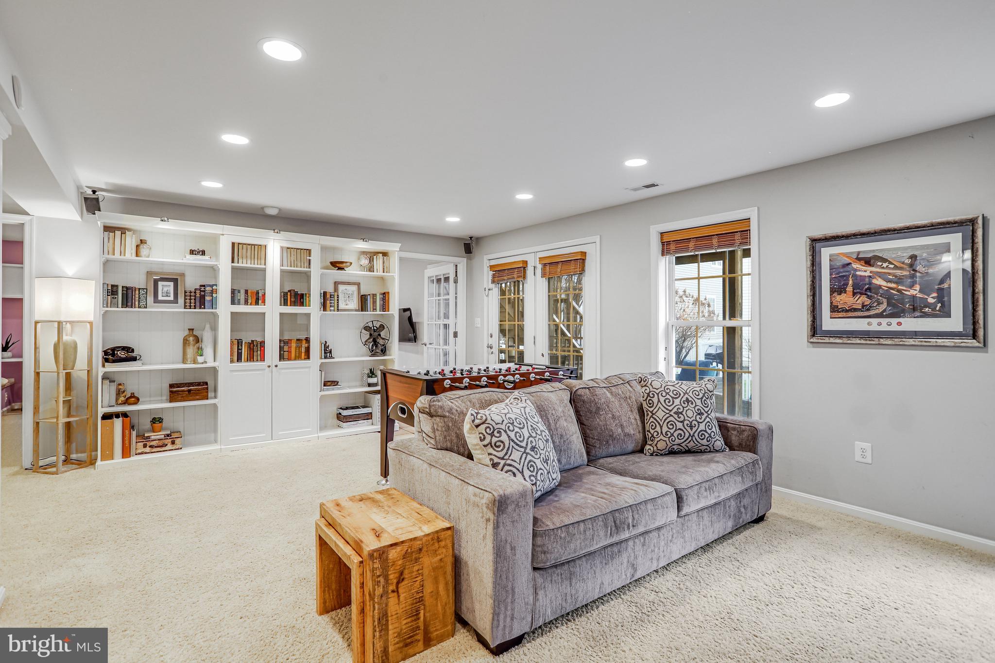 BROADLANDS - Residential