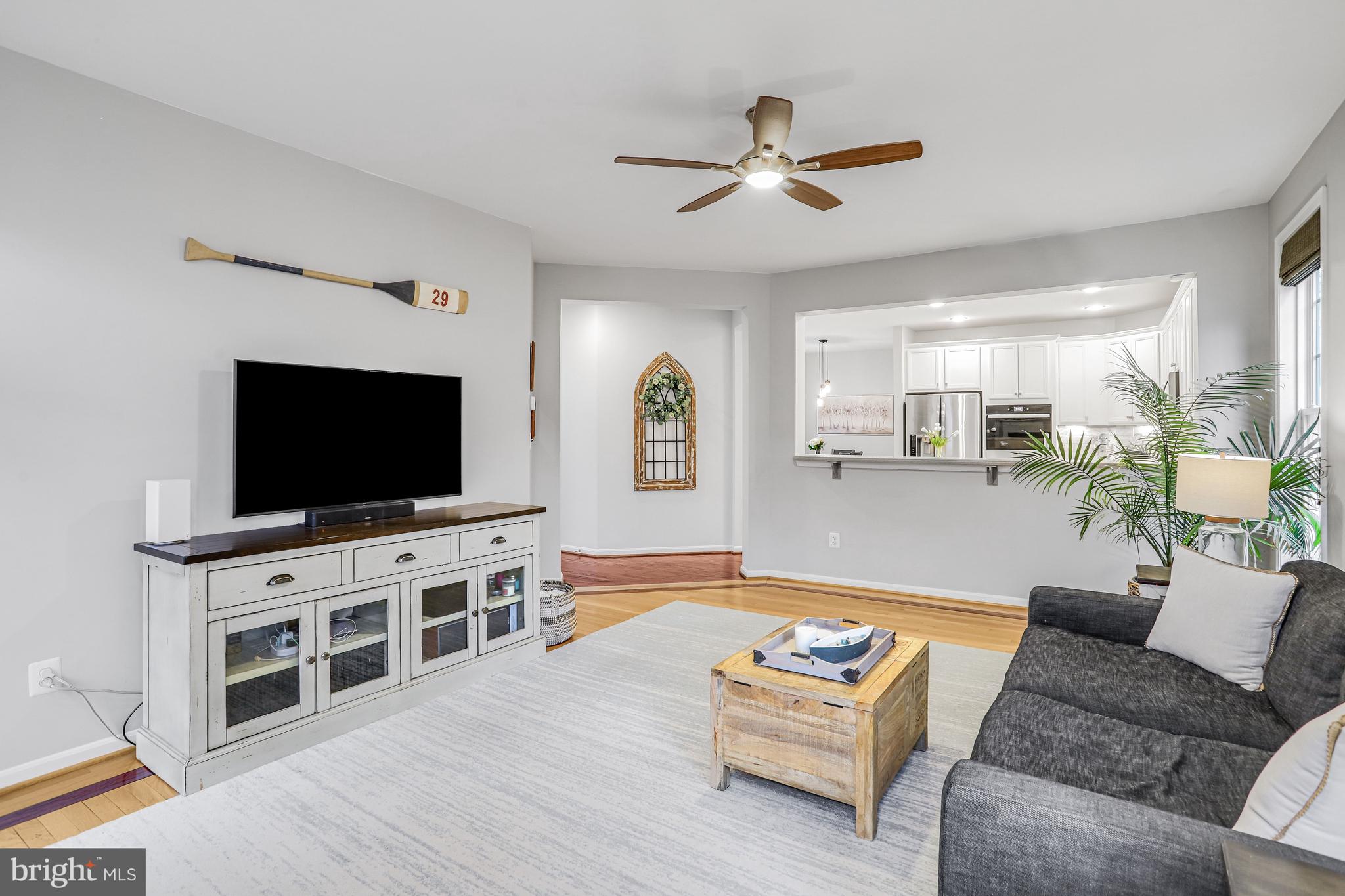 BROADLANDS - Residential