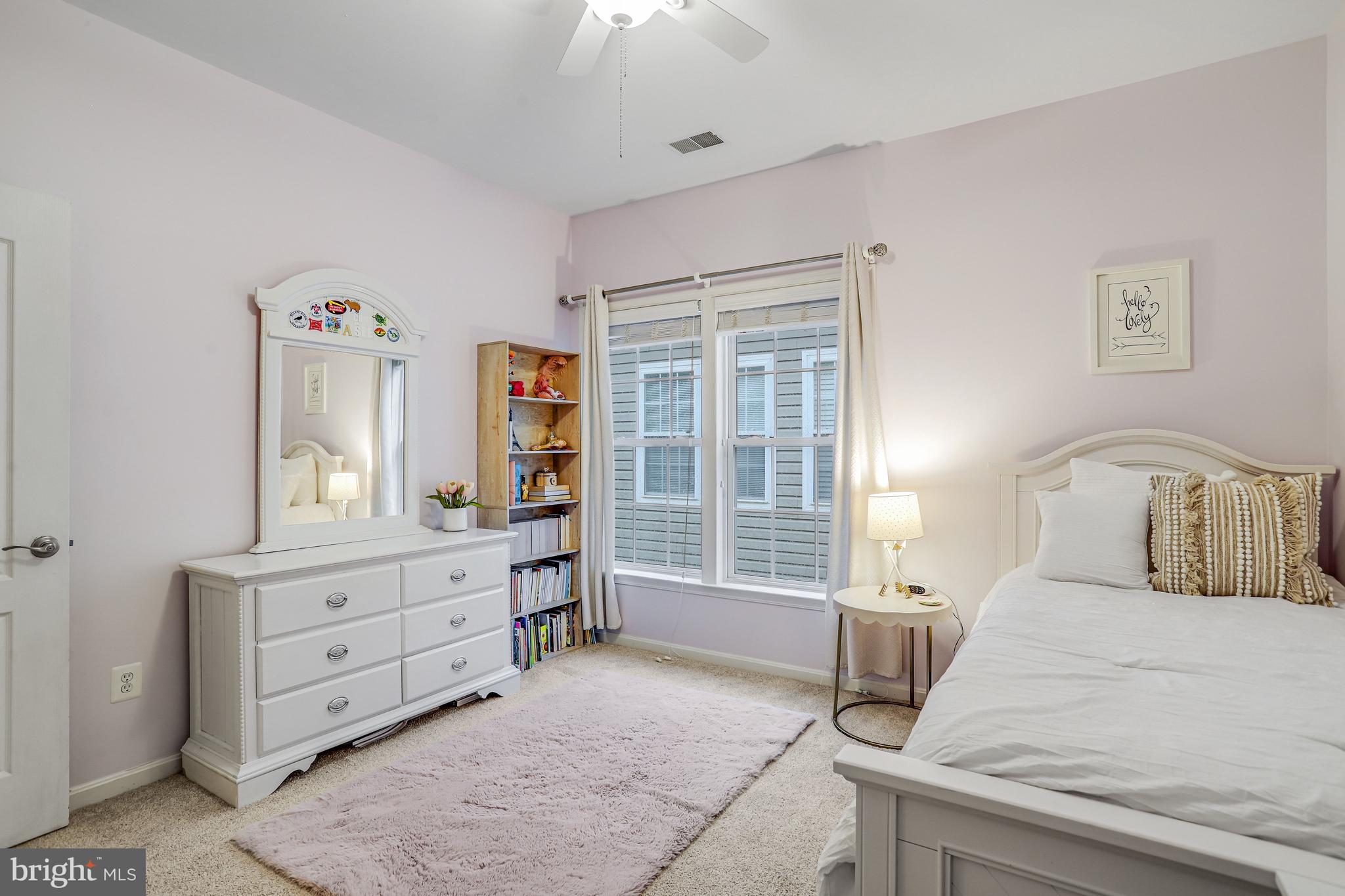 BROADLANDS - Residential