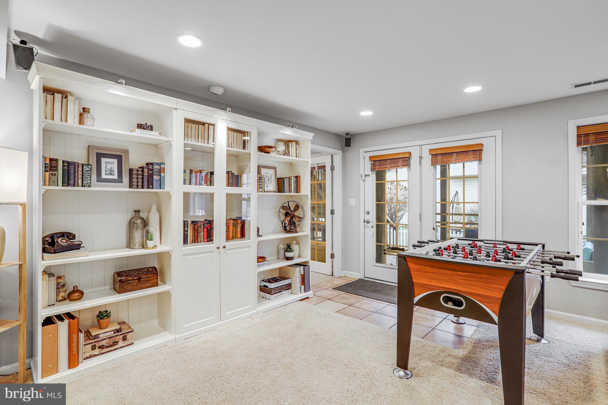 BROADLANDS - Residential