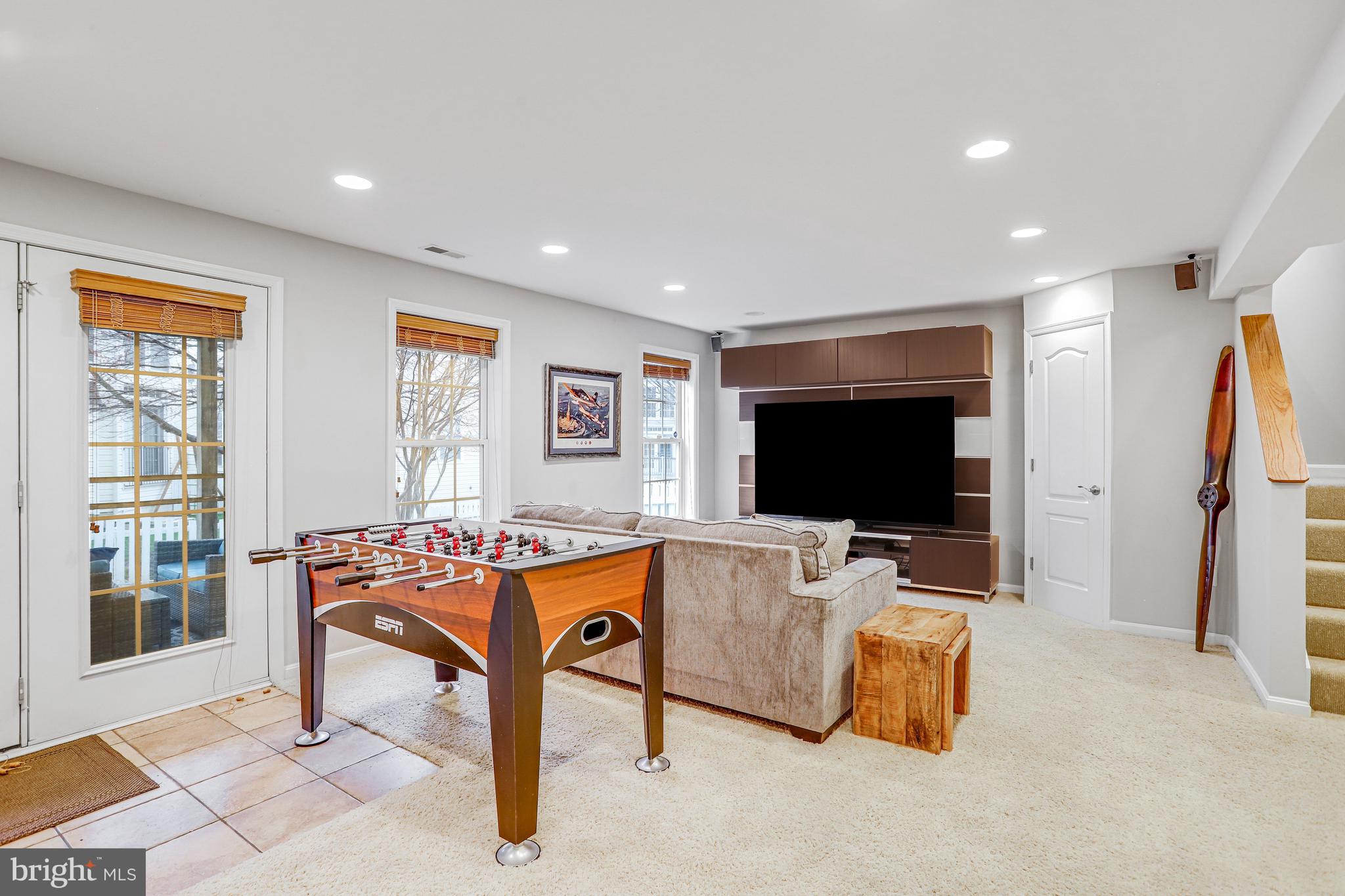 BROADLANDS - Residential