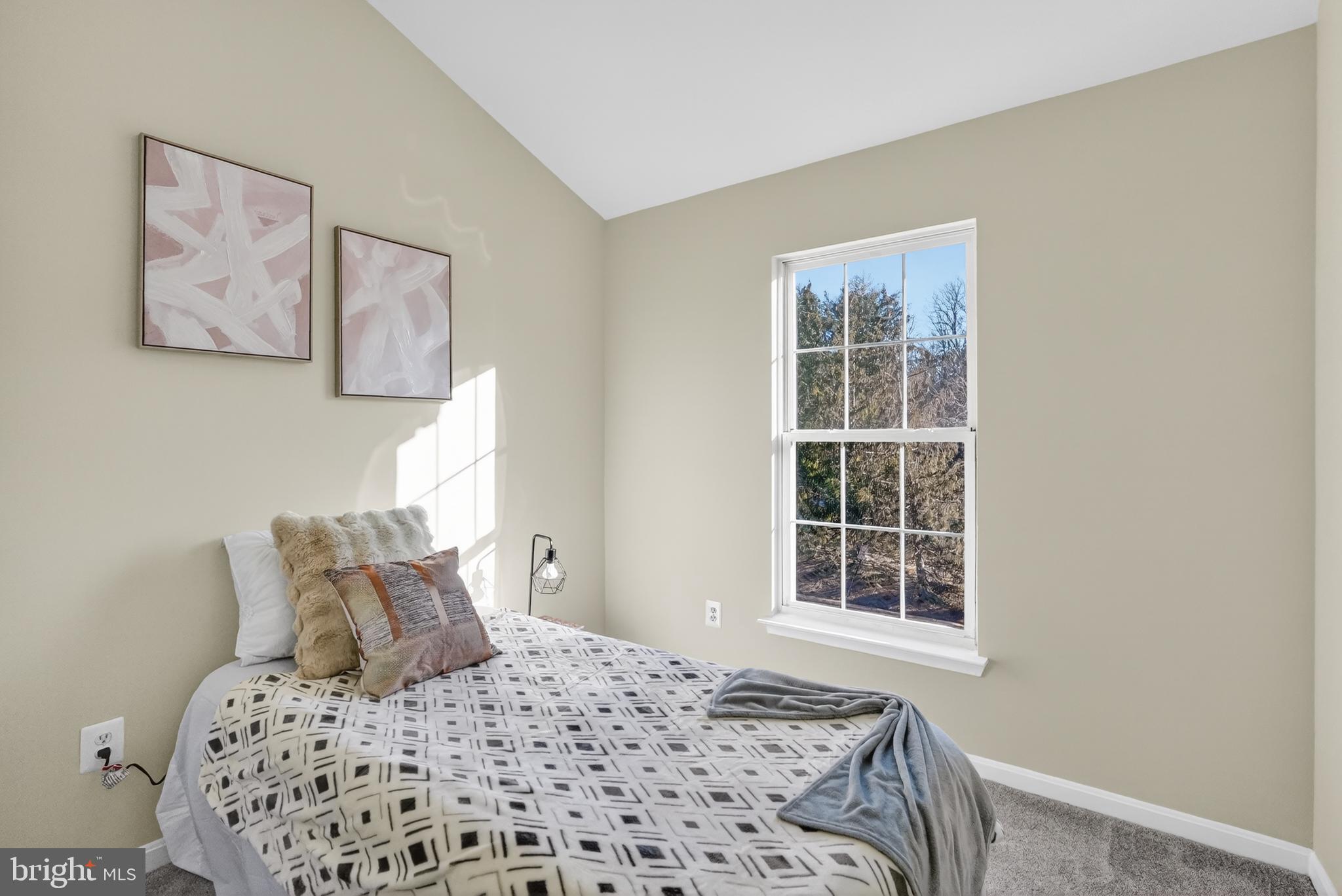 MILESTONE TOWNHOUSES - Residential