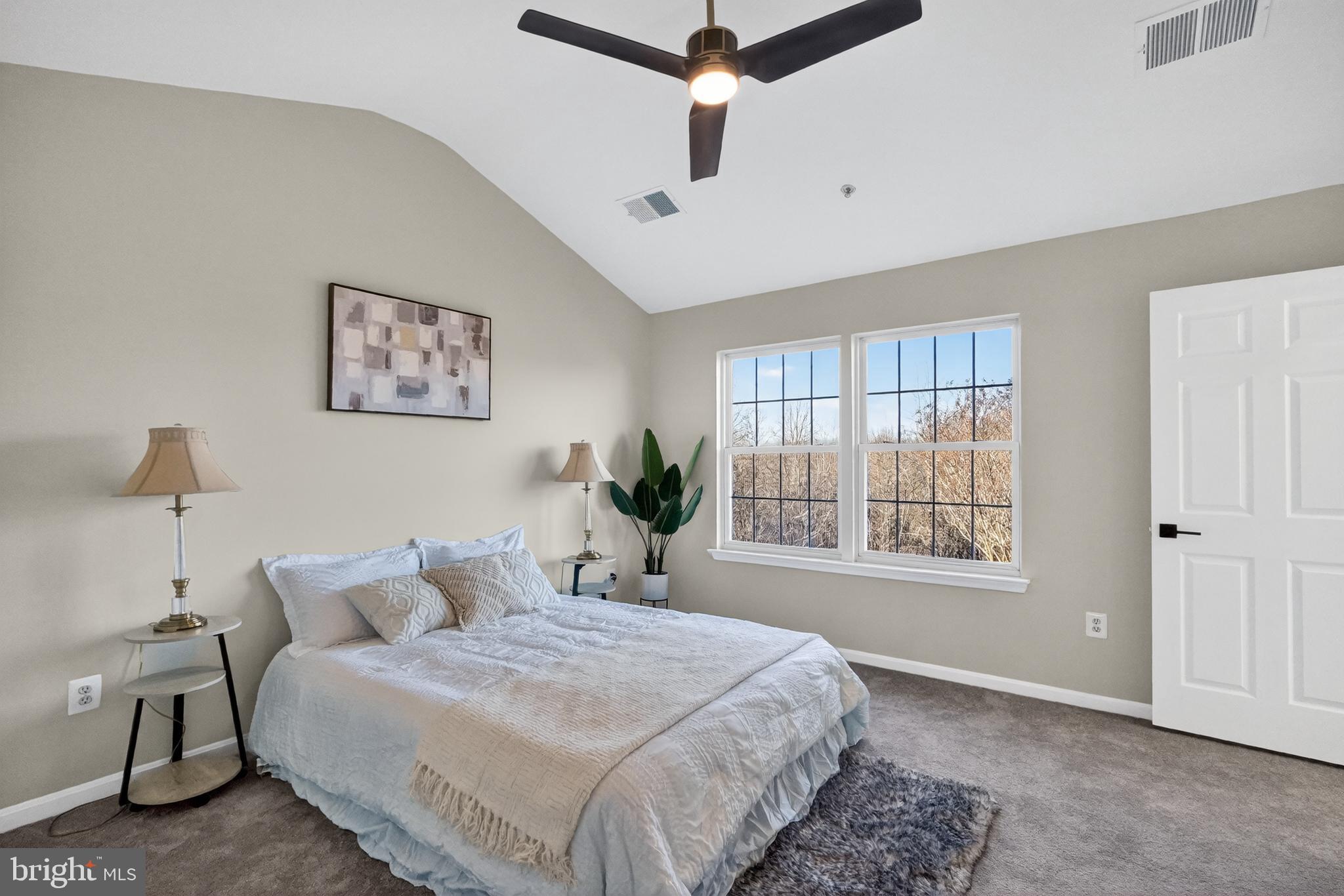 MILESTONE TOWNHOUSES - Residential