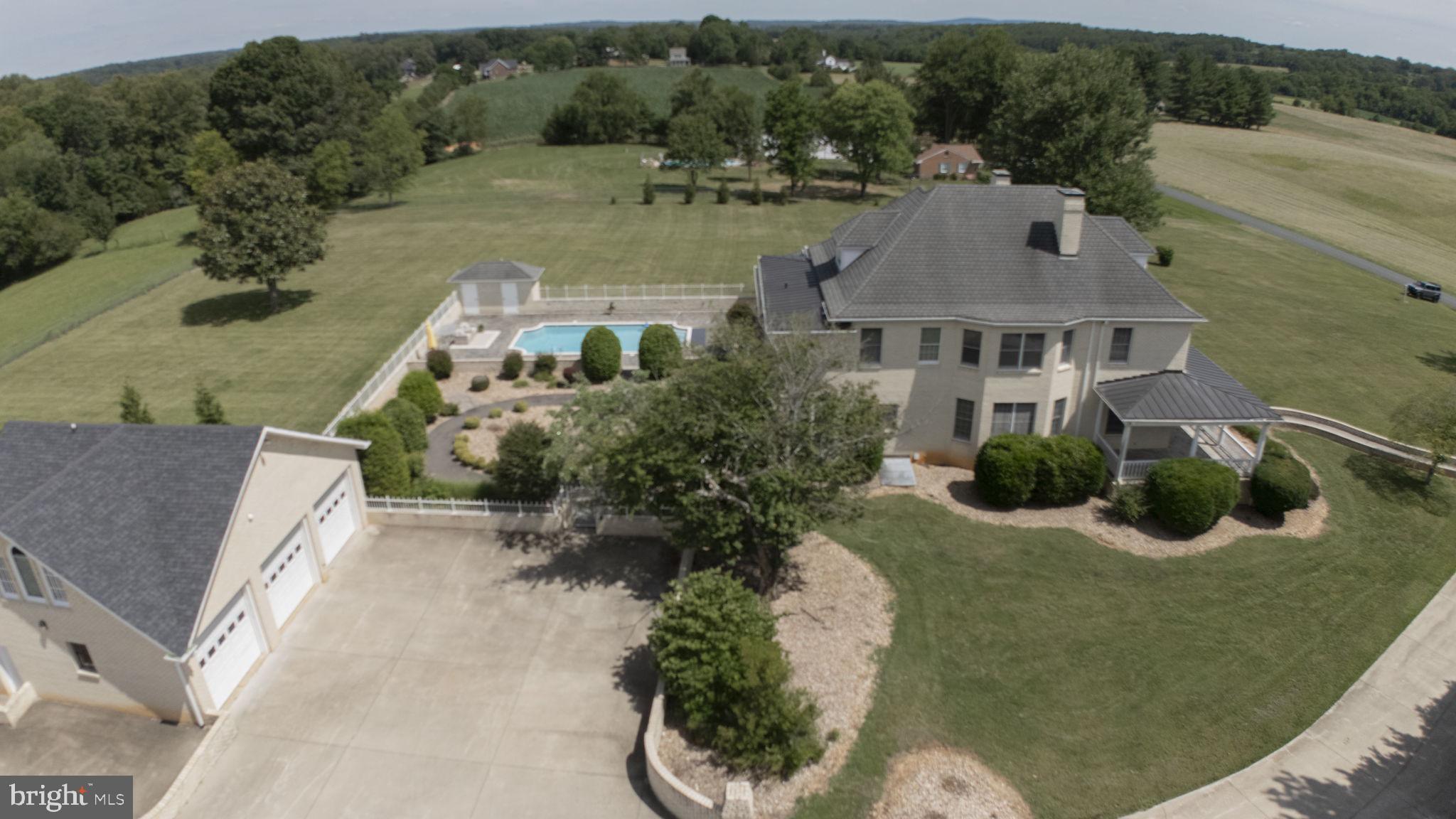4059 LOWRY RD.