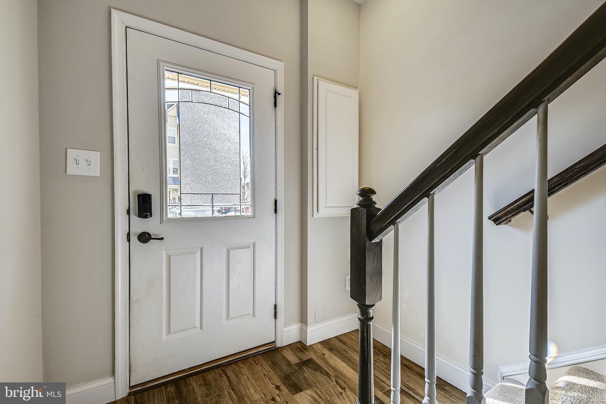 CREEKSIDE VILLAGE AT TANYARD SPRINGS - Residential Lease