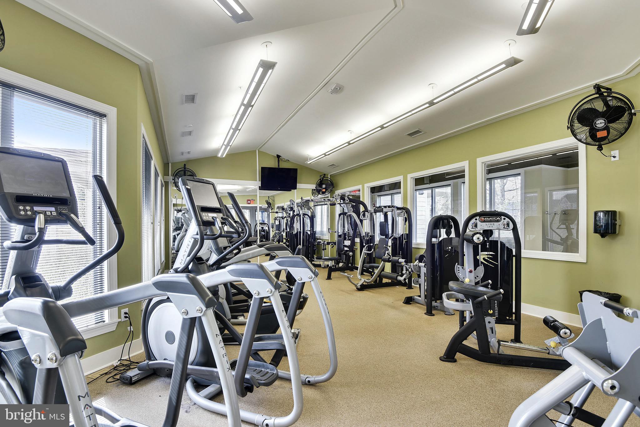 CREEKSIDE VILLAGE AT TANYARD SPRINGS - Residential Lease