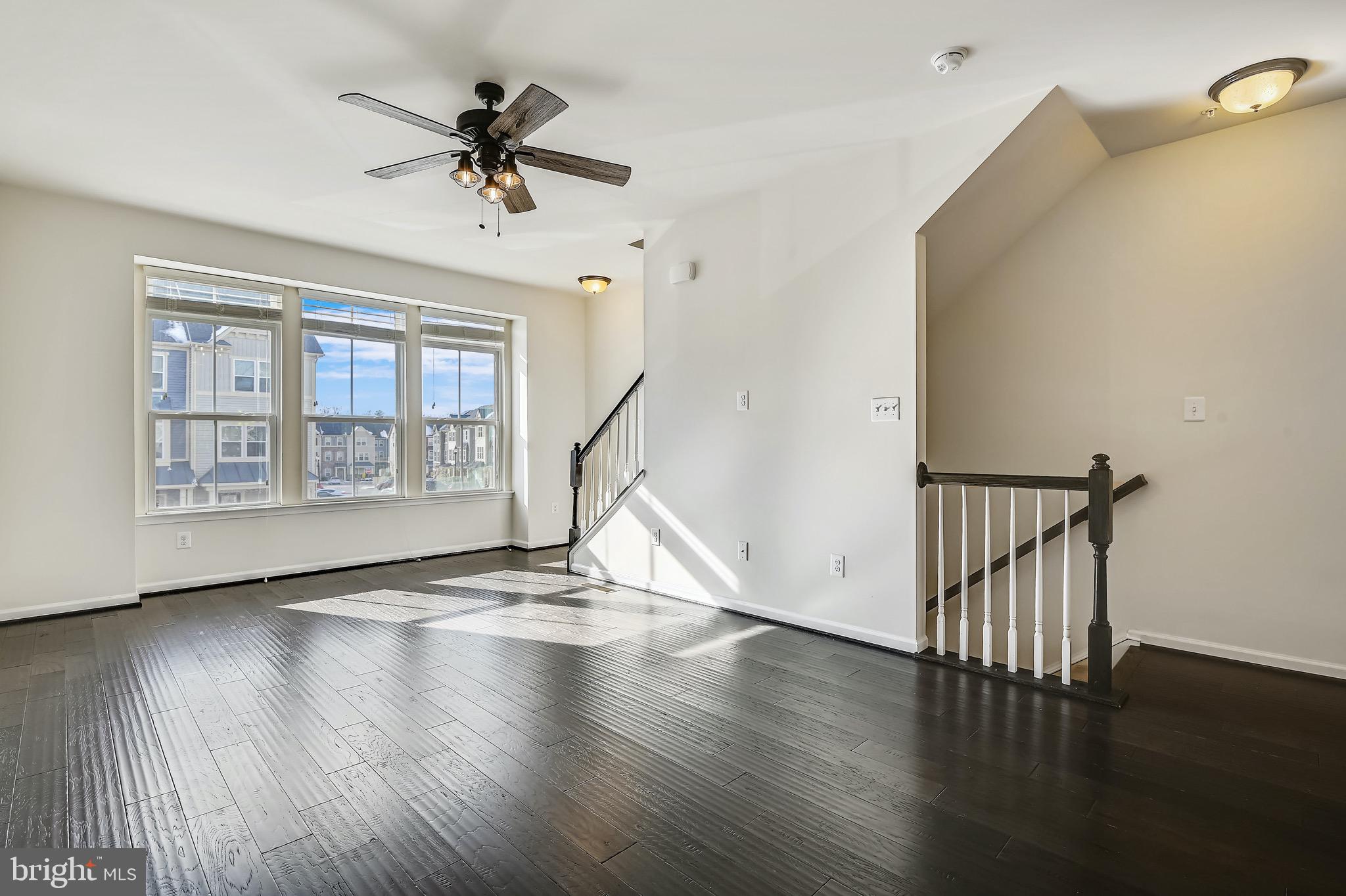 CREEKSIDE VILLAGE AT TANYARD SPRINGS - Residential Lease