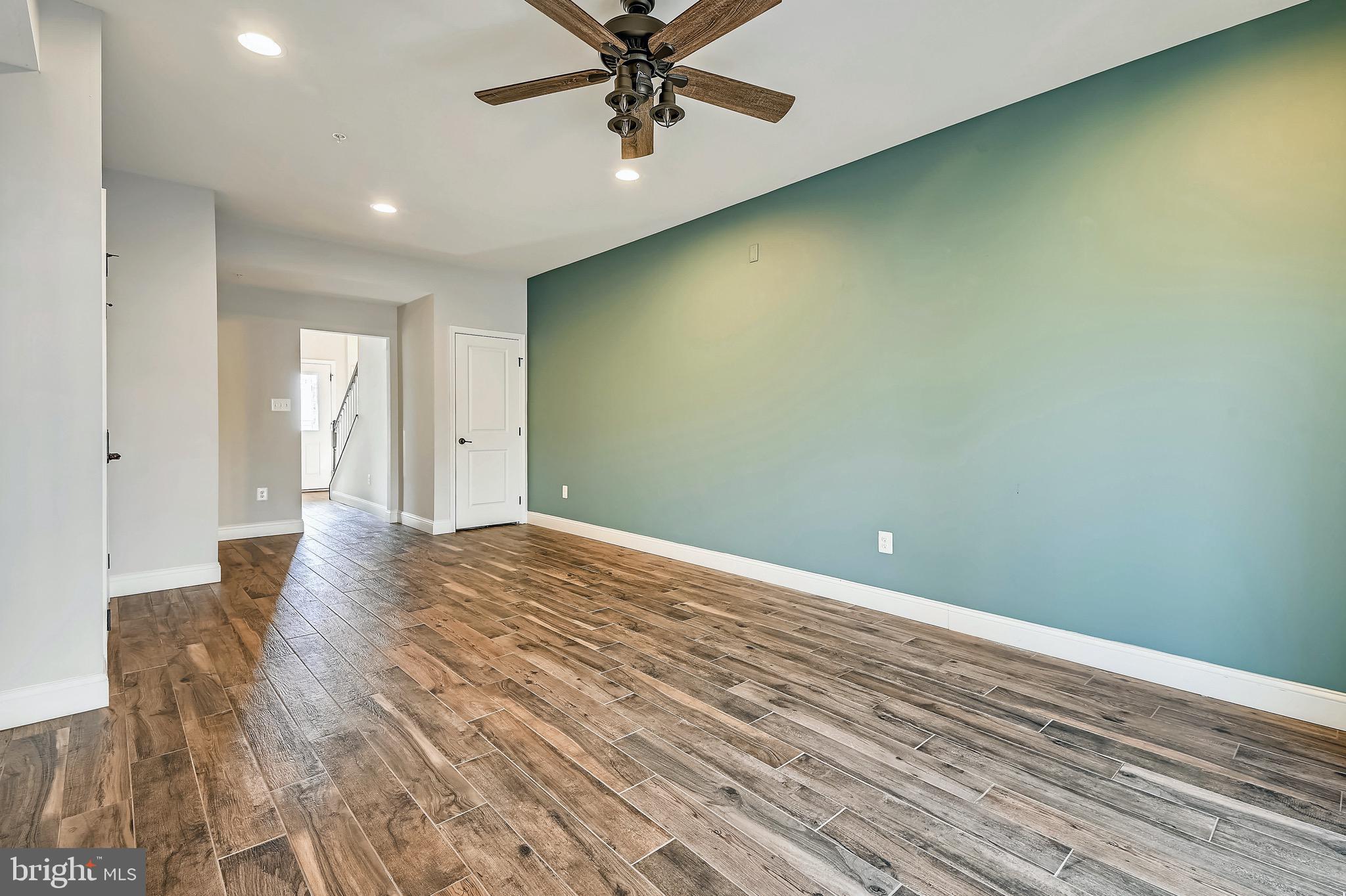 CREEKSIDE VILLAGE AT TANYARD SPRINGS - Residential Lease