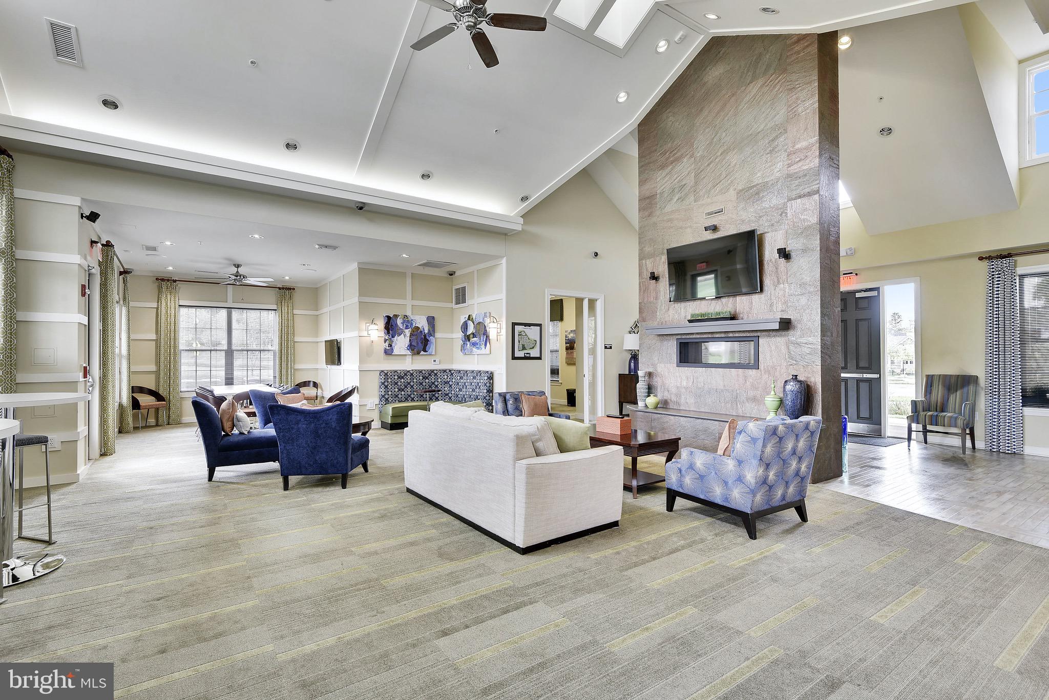 CREEKSIDE VILLAGE AT TANYARD SPRINGS - Residential Lease