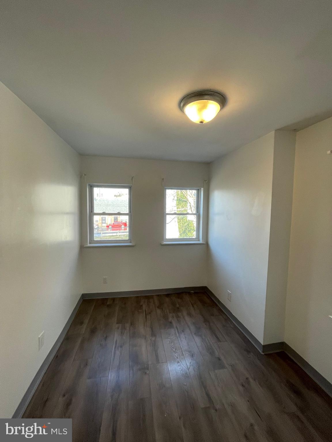 MILL CREEK - Residential