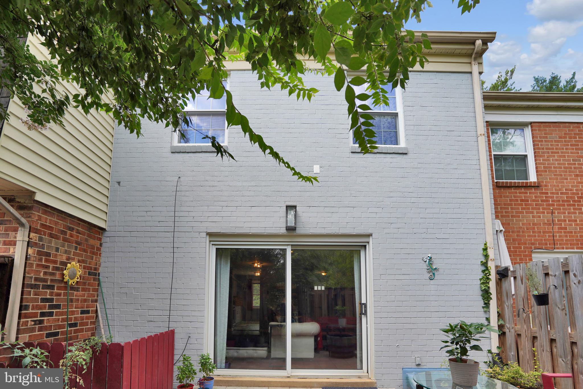 PLYMOUTH GARDENS - Residential