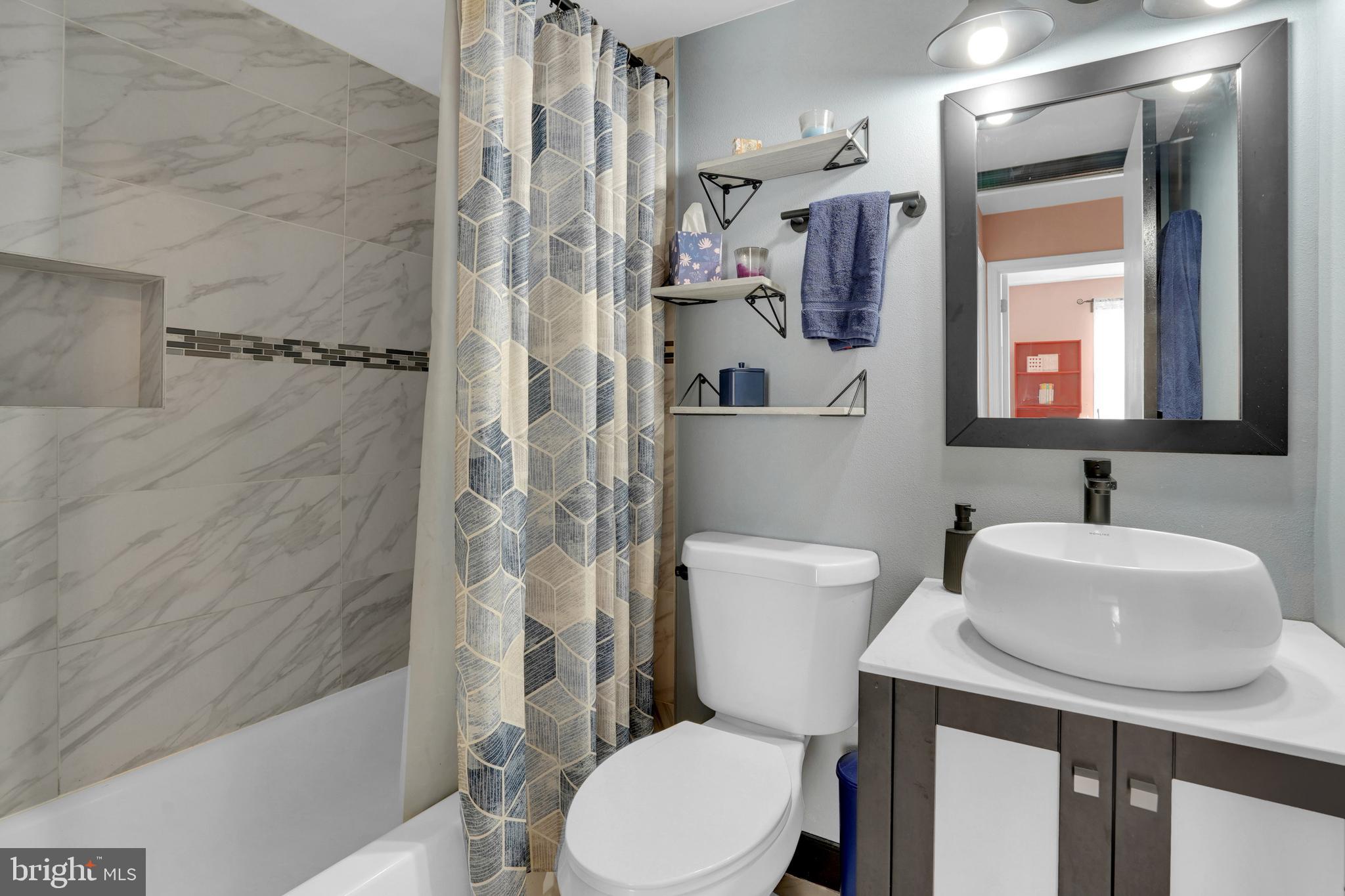 PLYMOUTH GARDENS - Residential