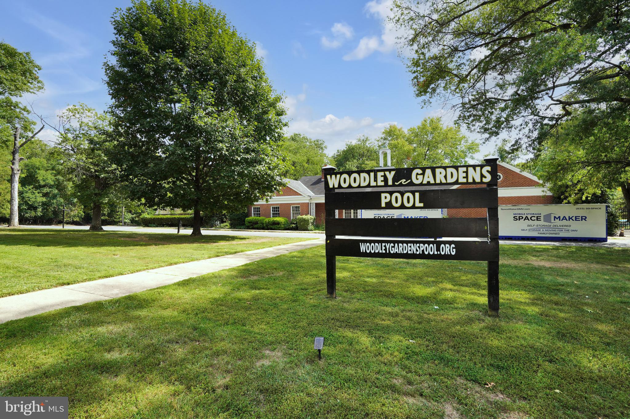 PLYMOUTH GARDENS - Residential