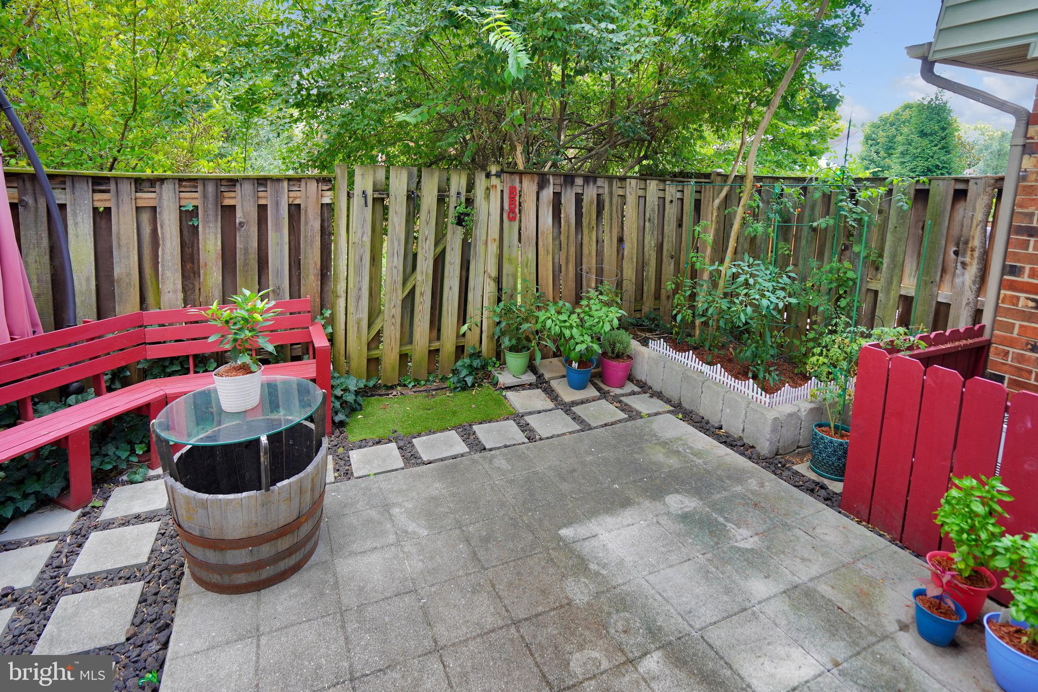 PLYMOUTH GARDENS - Residential