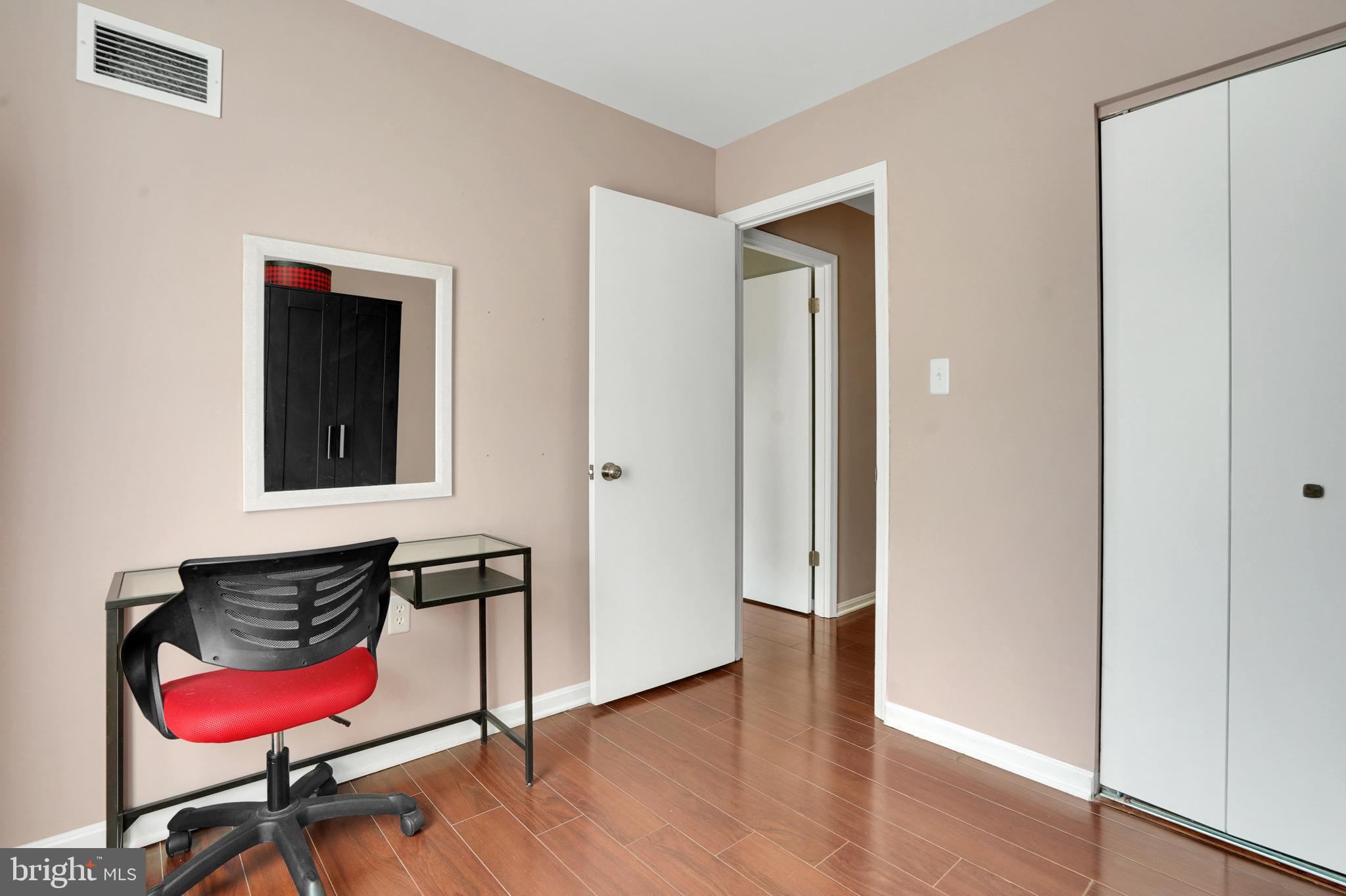 PLYMOUTH GARDENS - Residential