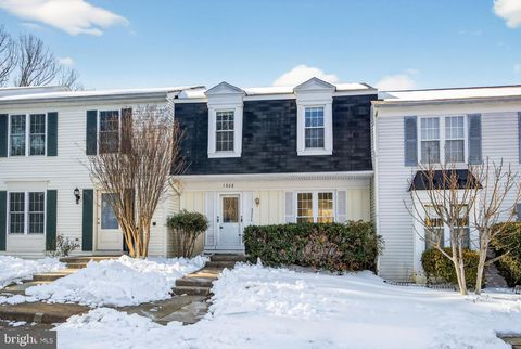 5808 BUNKER WOODS LANE BURKE VA 22015