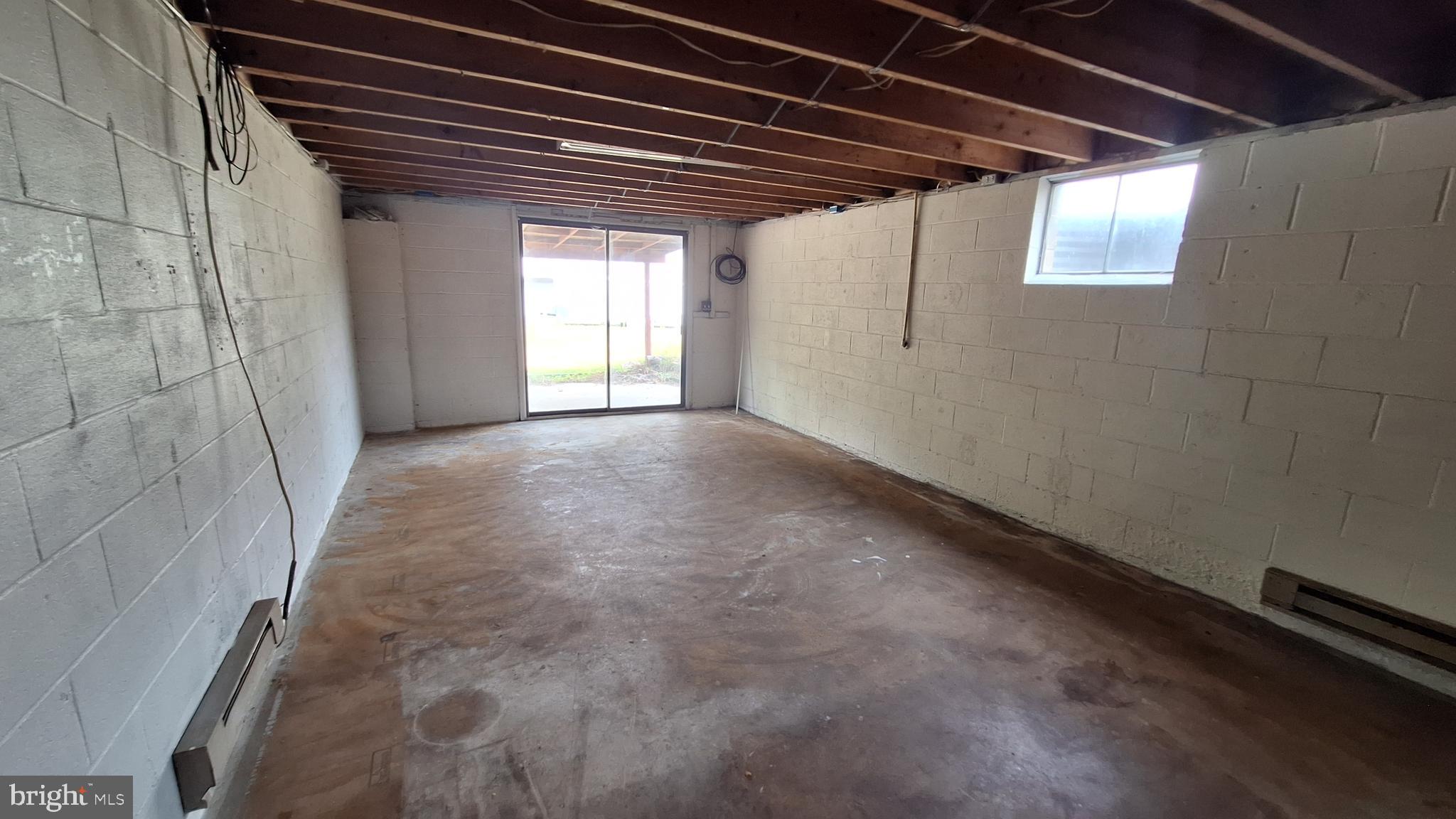 CRESAPTOWN - Residential