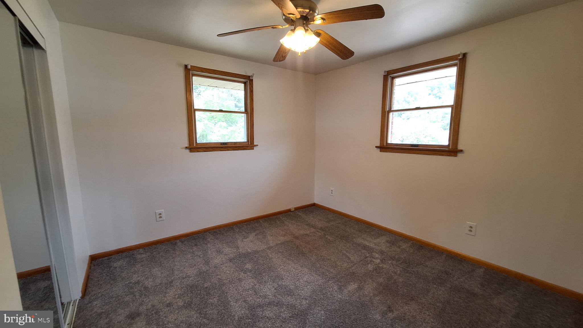 CRESAPTOWN - Residential