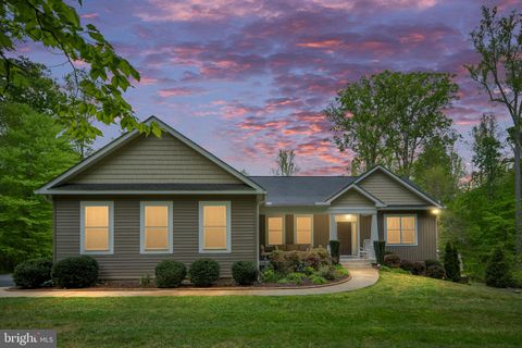 Photo of 20430 Sunset Hill Drive, LIGNUM, VA 22726 (MLS # VACU2013490)