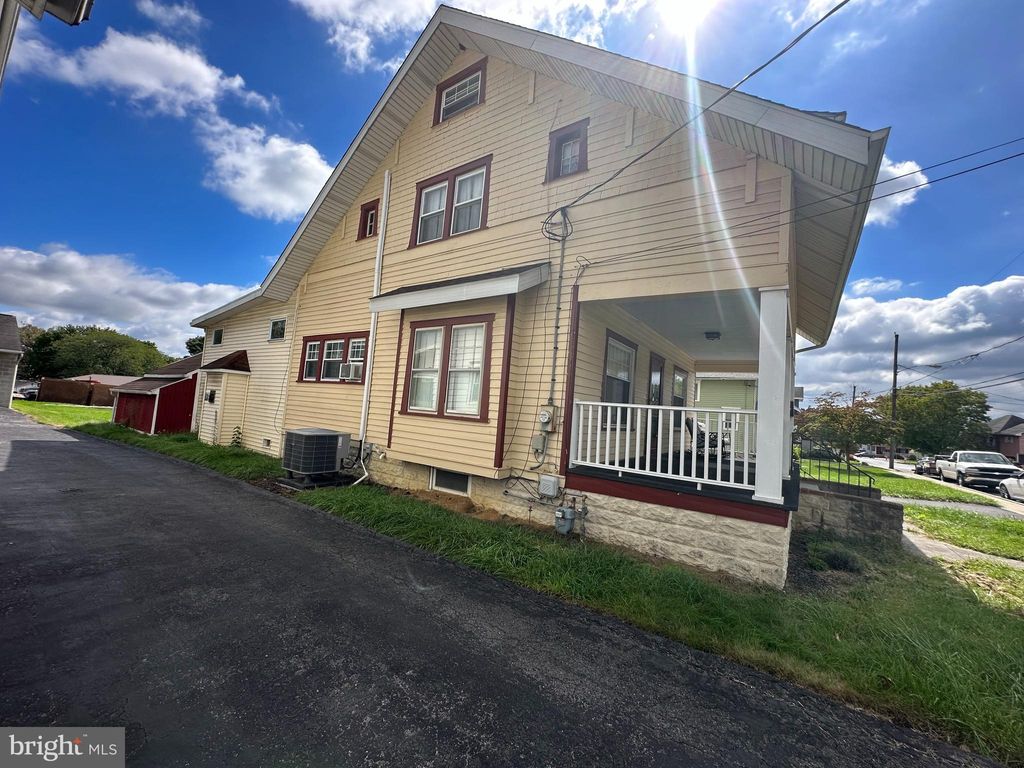 Photo of 342 Chocolate Avenue, Mount Joy, PA 17552 (MLS # PALA2043854)