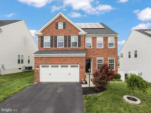 4480 WEEJUN LOOP WOODBRIDGE VA 22192