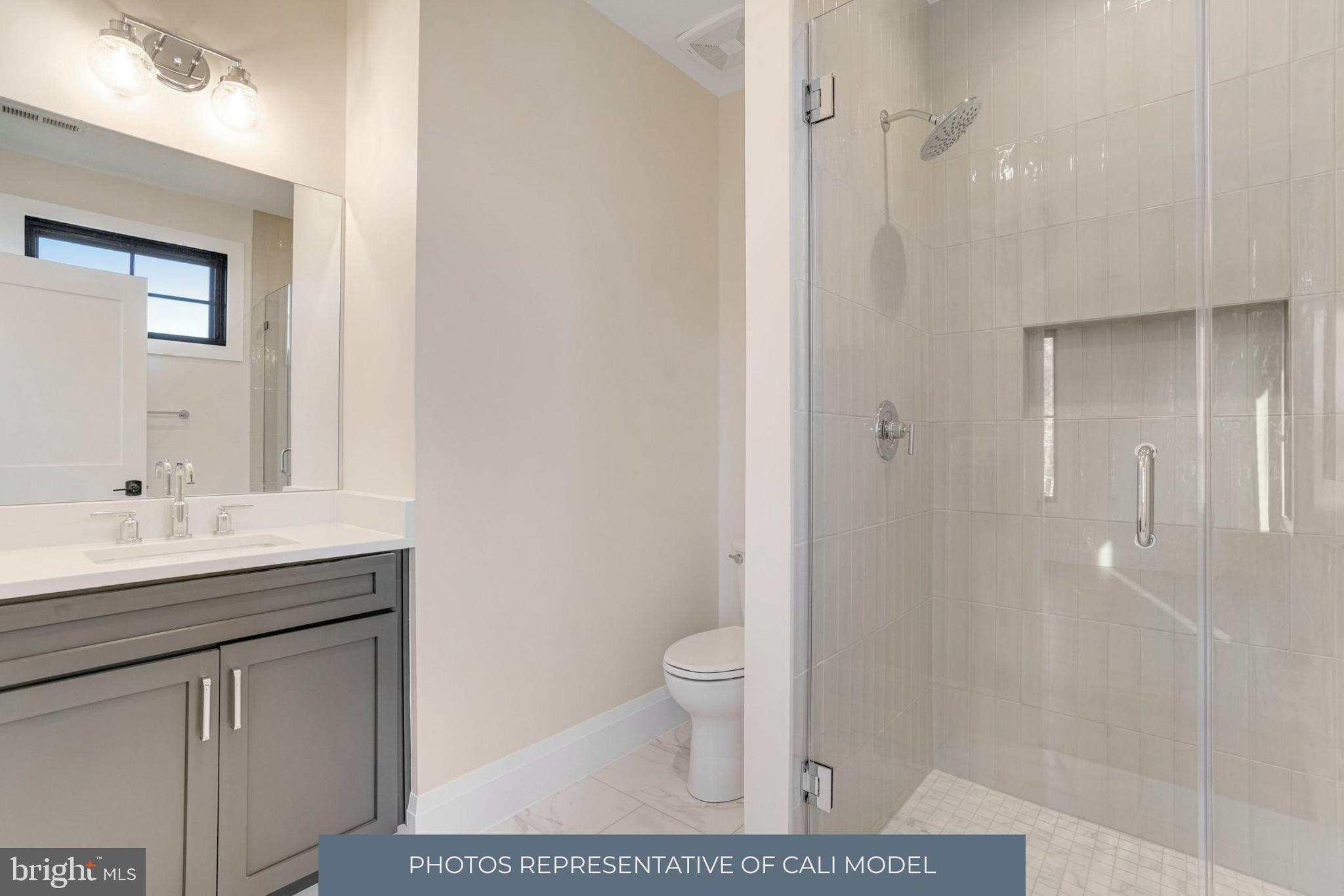 COUNTRY CLUB HILLS - Residential