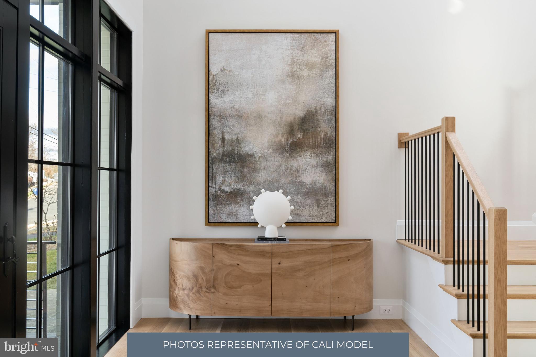 COUNTRY CLUB HILLS - Residential