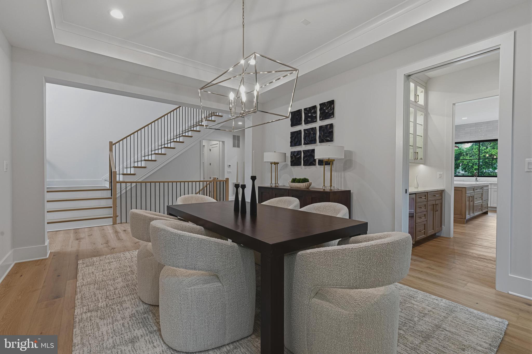 COUNTRY CLUB HILLS - Residential