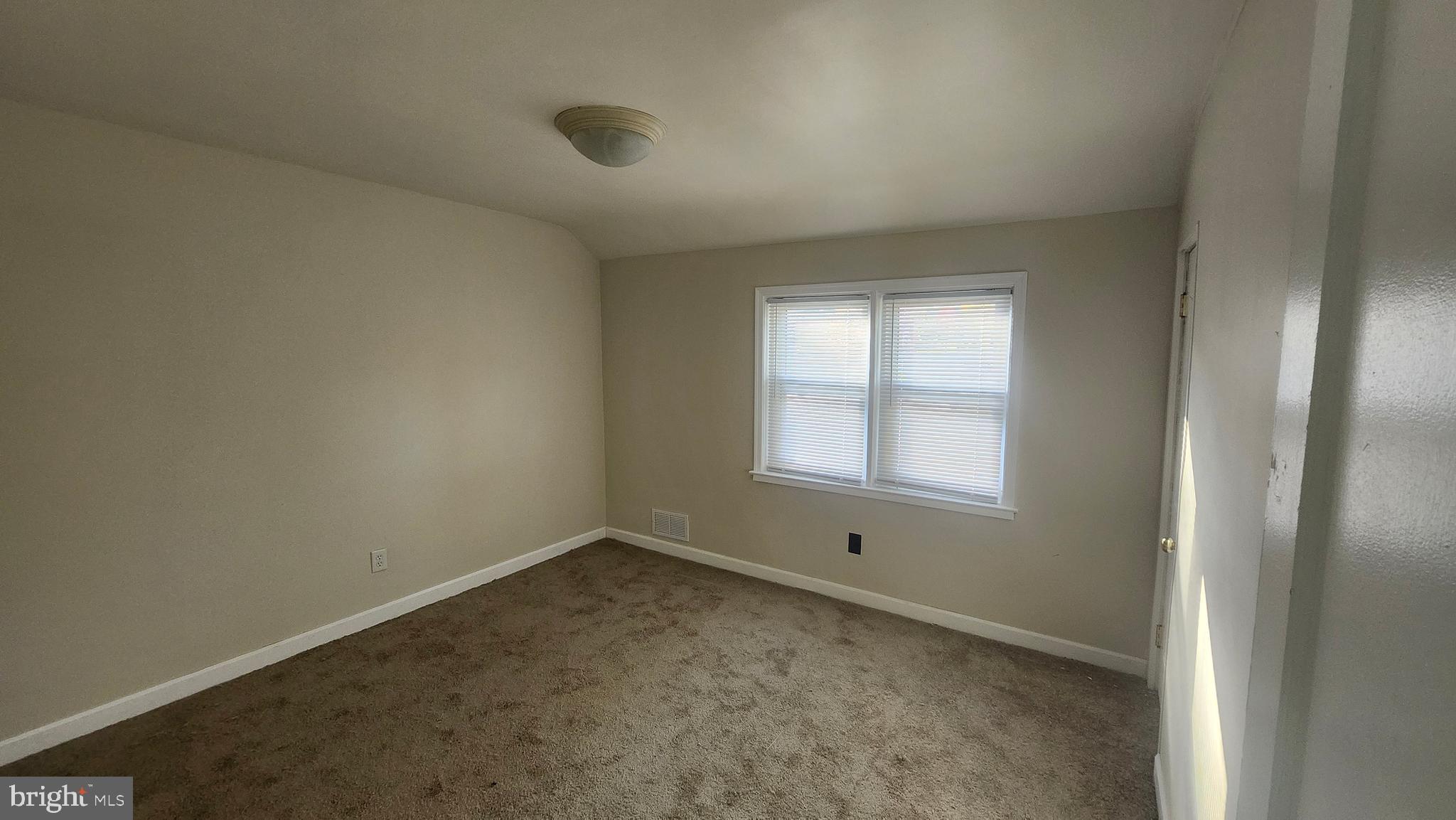 NORTHWOOD - Residential