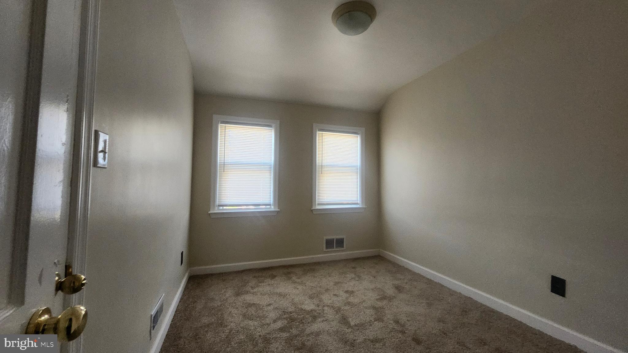 NORTHWOOD - Residential