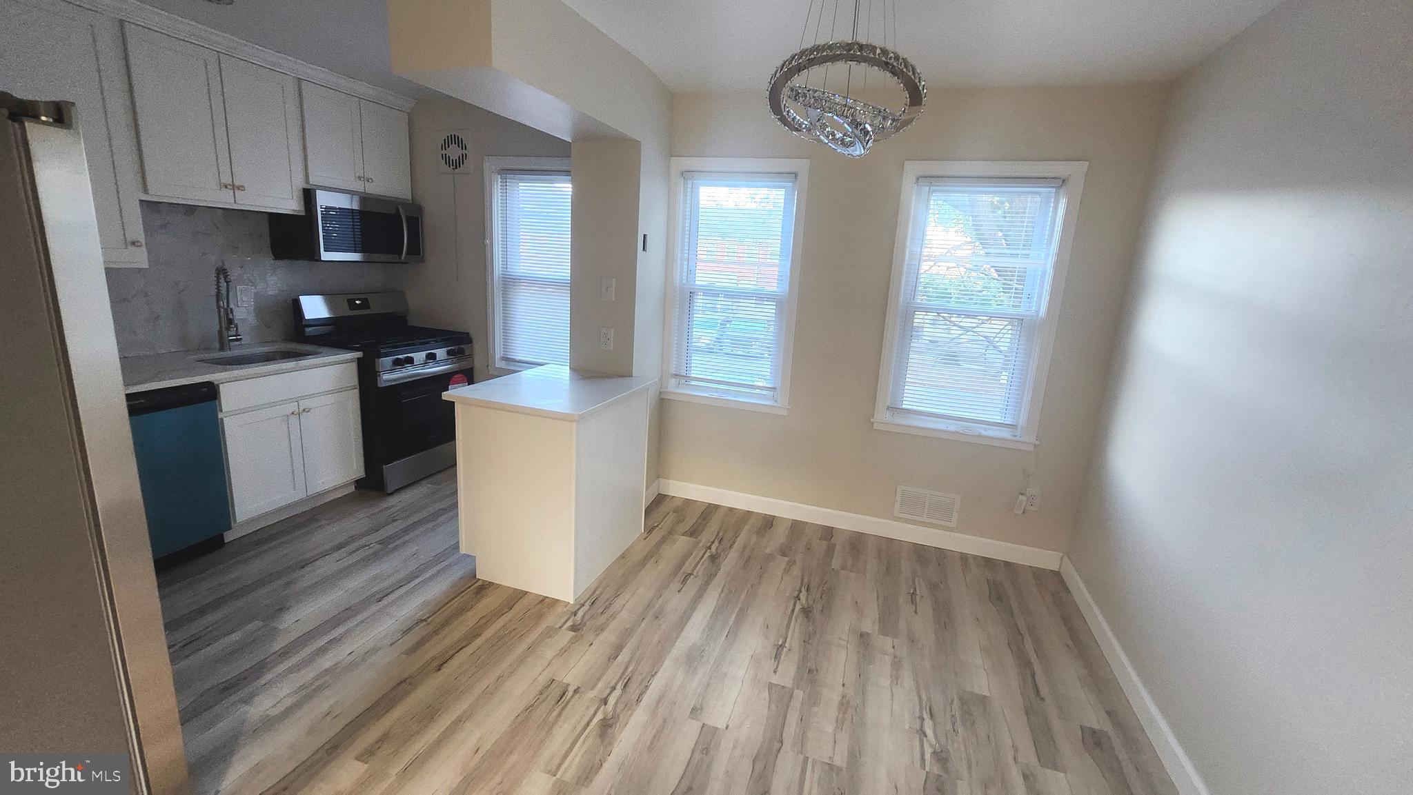 NORTHWOOD - Residential