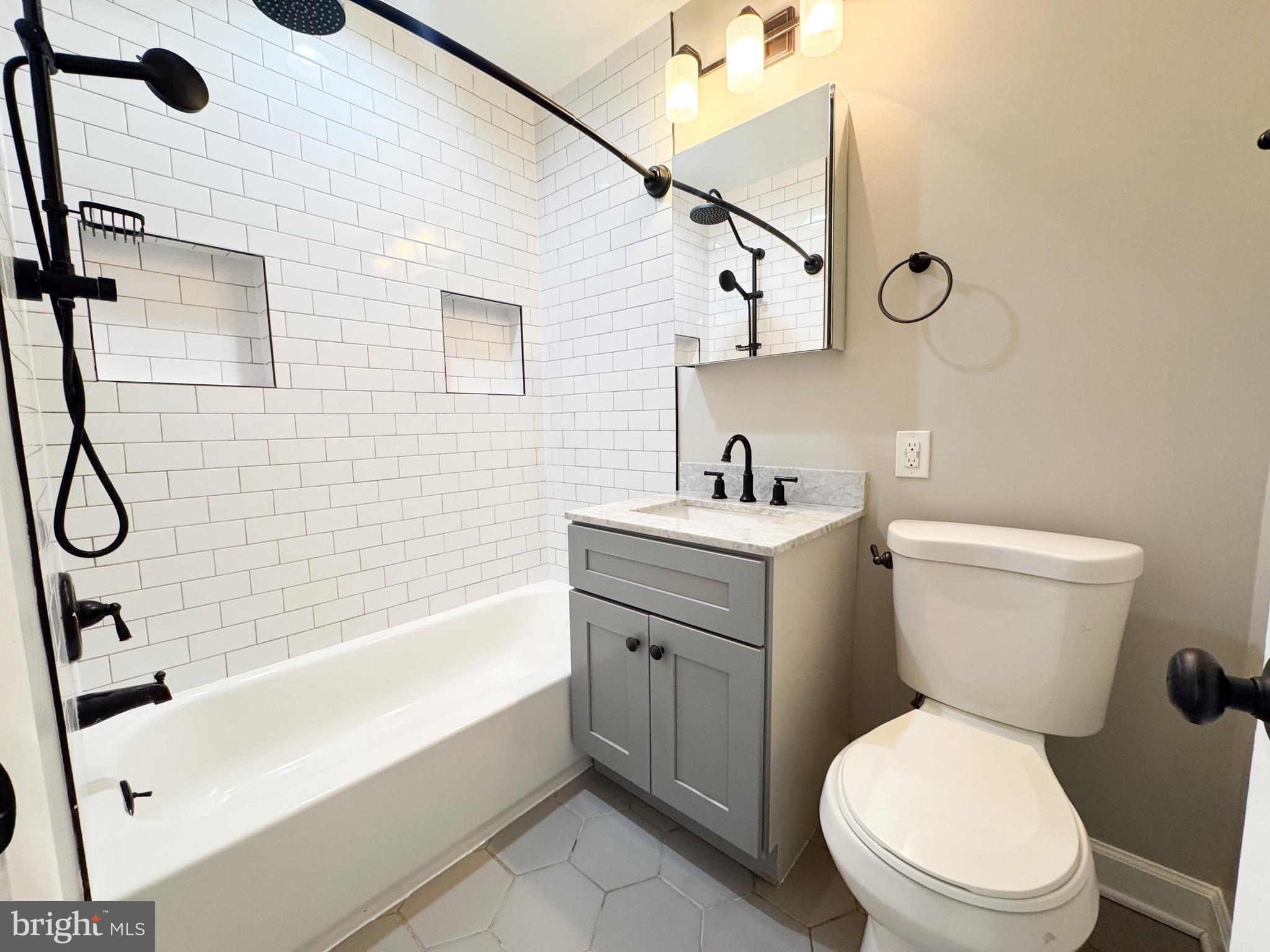 BOLLING BROOK - Residential