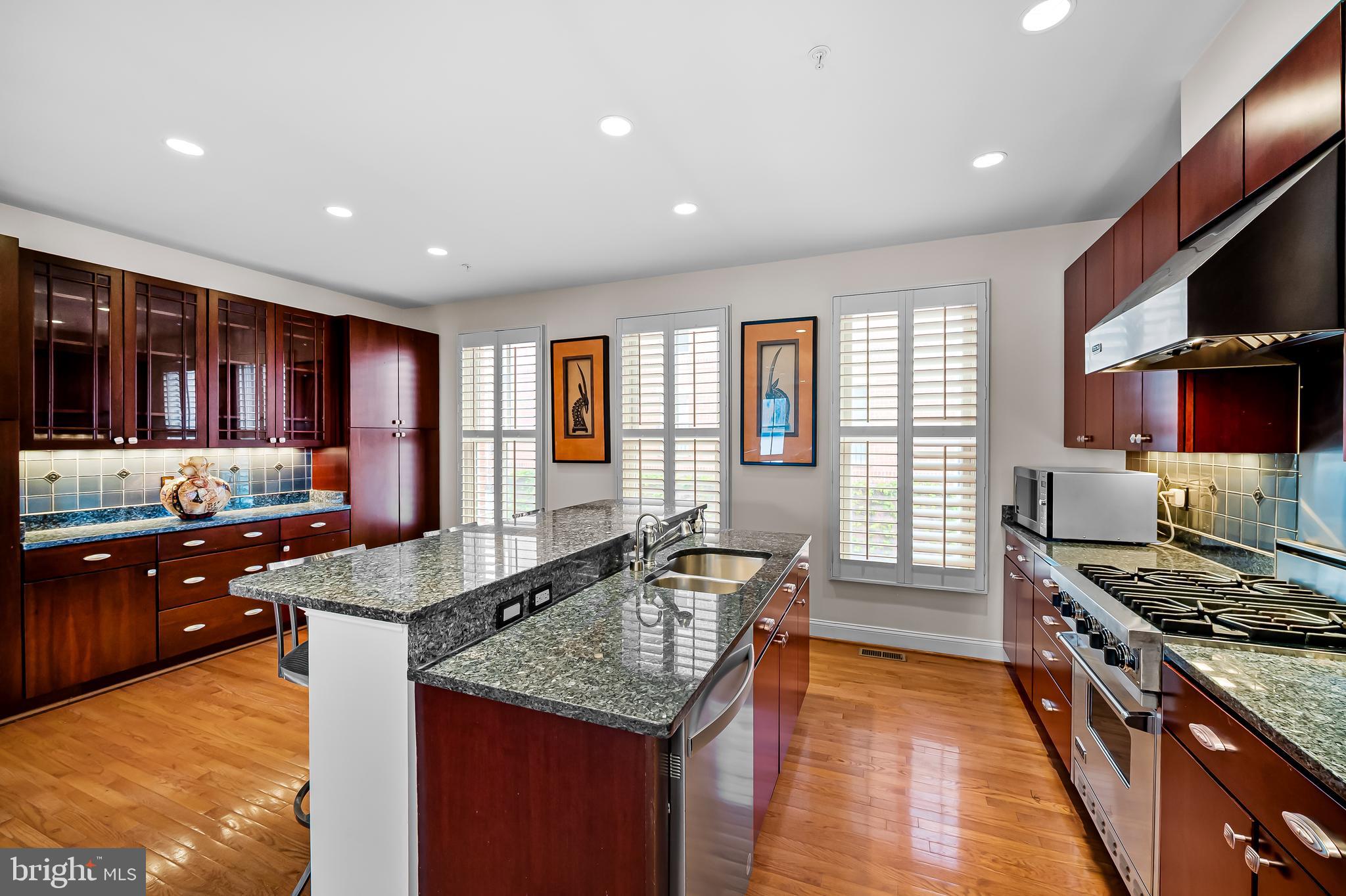 CANTON - Residential