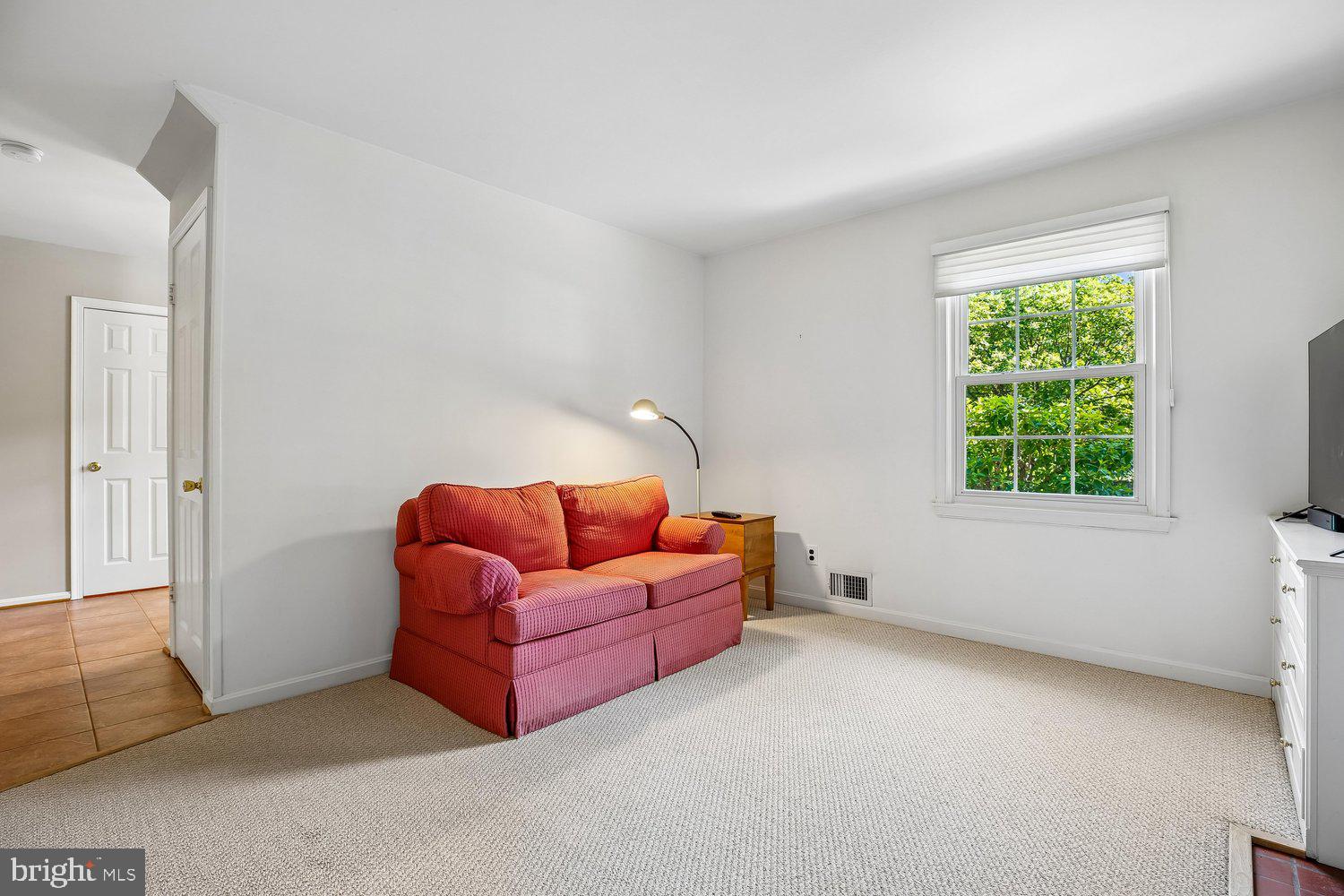 GLENFIELD MANOR - Residential