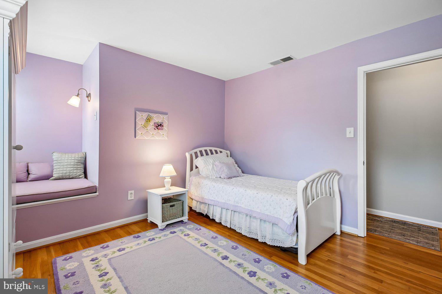 GLENFIELD MANOR - Residential