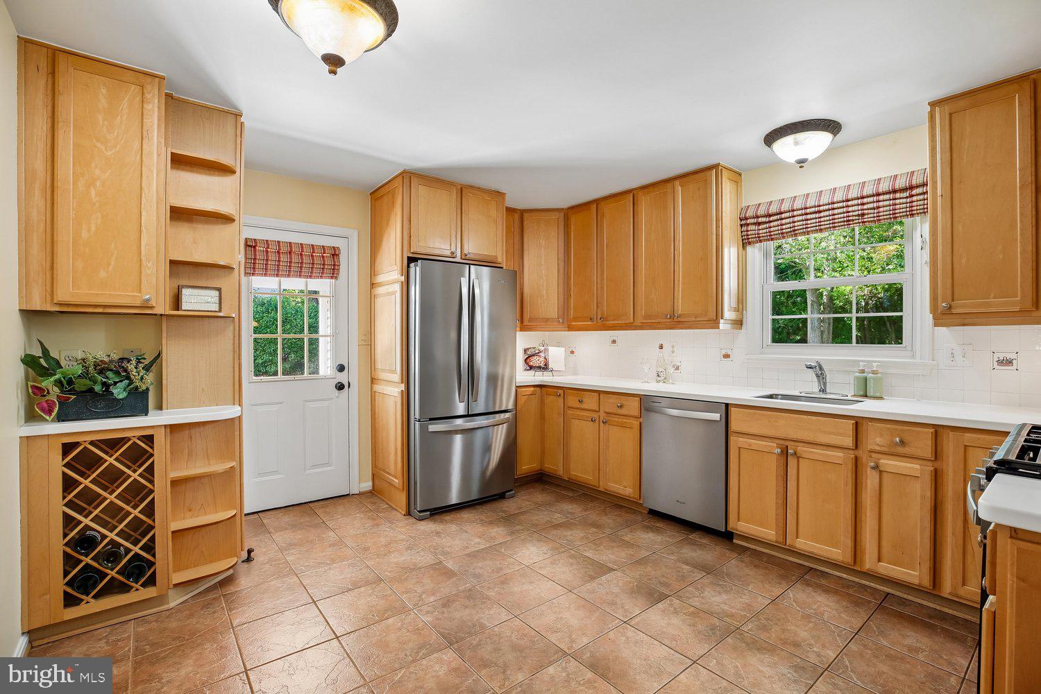 GLENFIELD MANOR - Residential