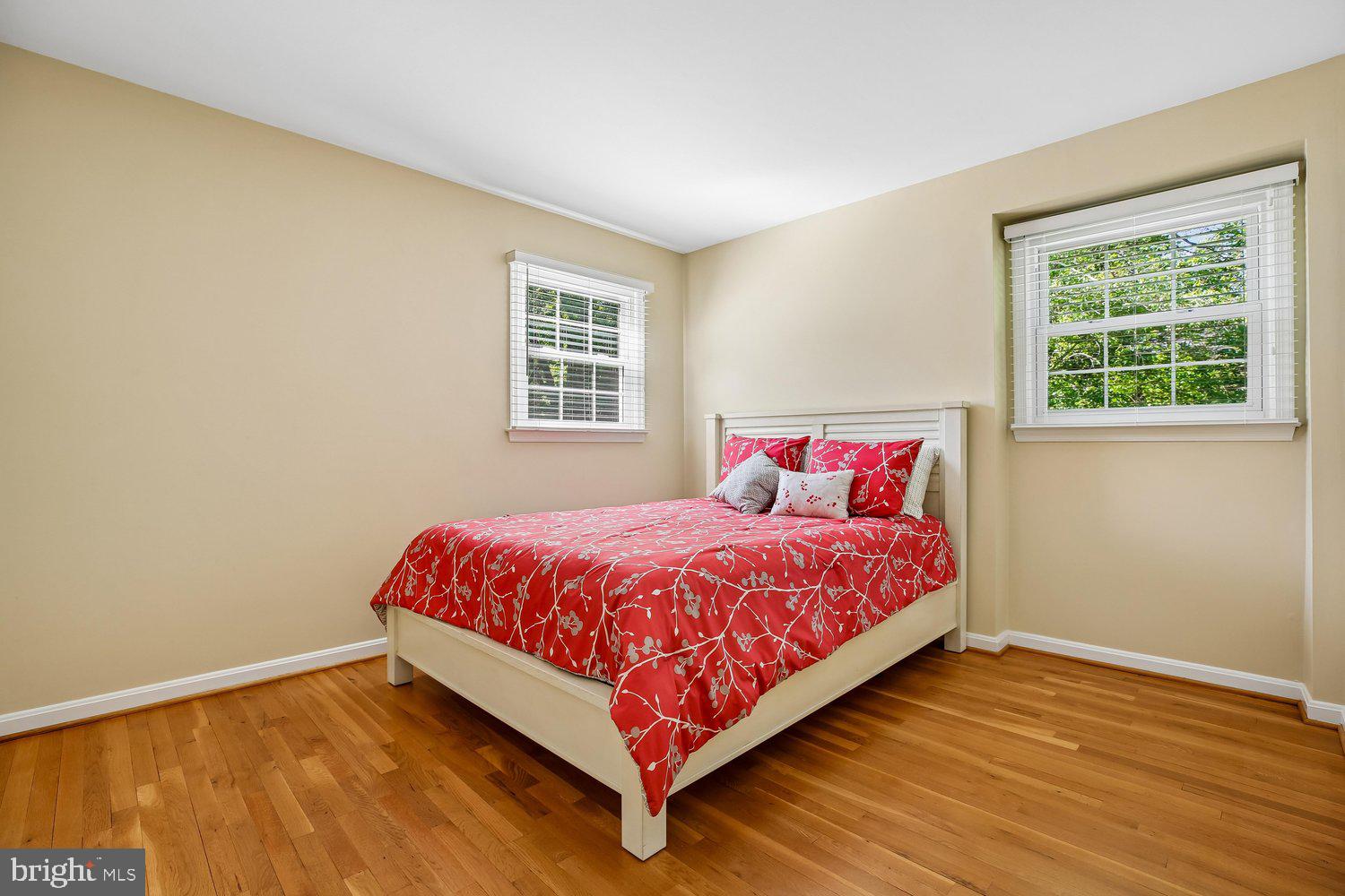 GLENFIELD MANOR - Residential